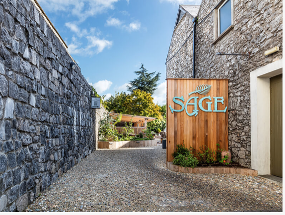 Screen Shot 2021-10-09 at 23.30.08.png