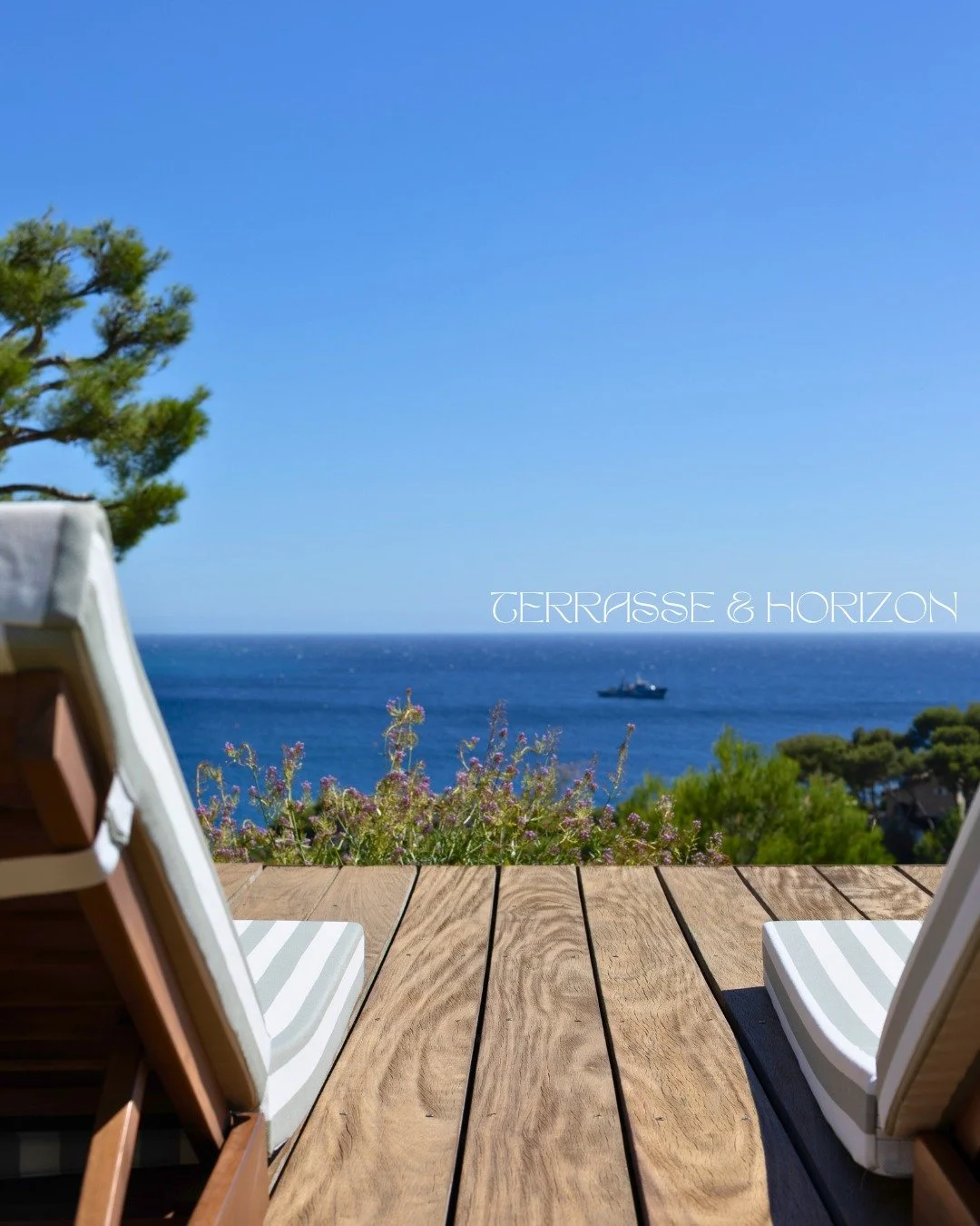 Avant / Apr&egrave;s : une terrasse transform&eacute;e !
Avec Mojo Tonnelle, ce n&rsquo;est pas seulement l&rsquo;installation d&rsquo;une structure&hellip; C&rsquo;est une r&eacute;novation compl&egrave;te de vos ext&eacute;rieurs.
Pon&ccedil;age et