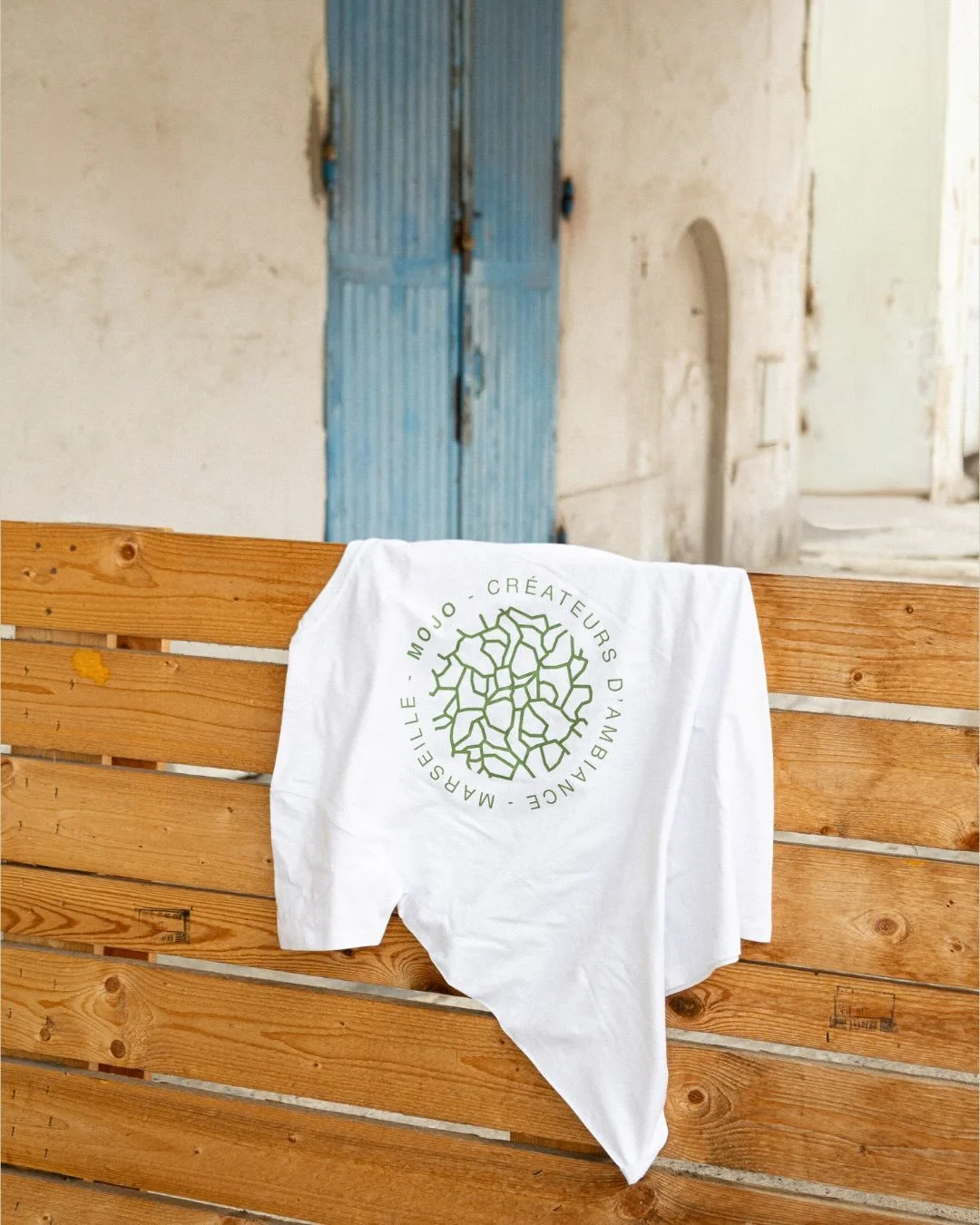 MOJO, c&rsquo;est parti d&rsquo;une tonnelle.
Et c&rsquo;est devenu une signature.

Mojo Tonnelle
📞 06 22 33 89 27

#Merch #TeeShirt #MOJO #MojoTonnelle #SignatureDeMarque OutdoorDesign SavoirFaire SurMesure DesignExterieur ArtDeVivreDehors