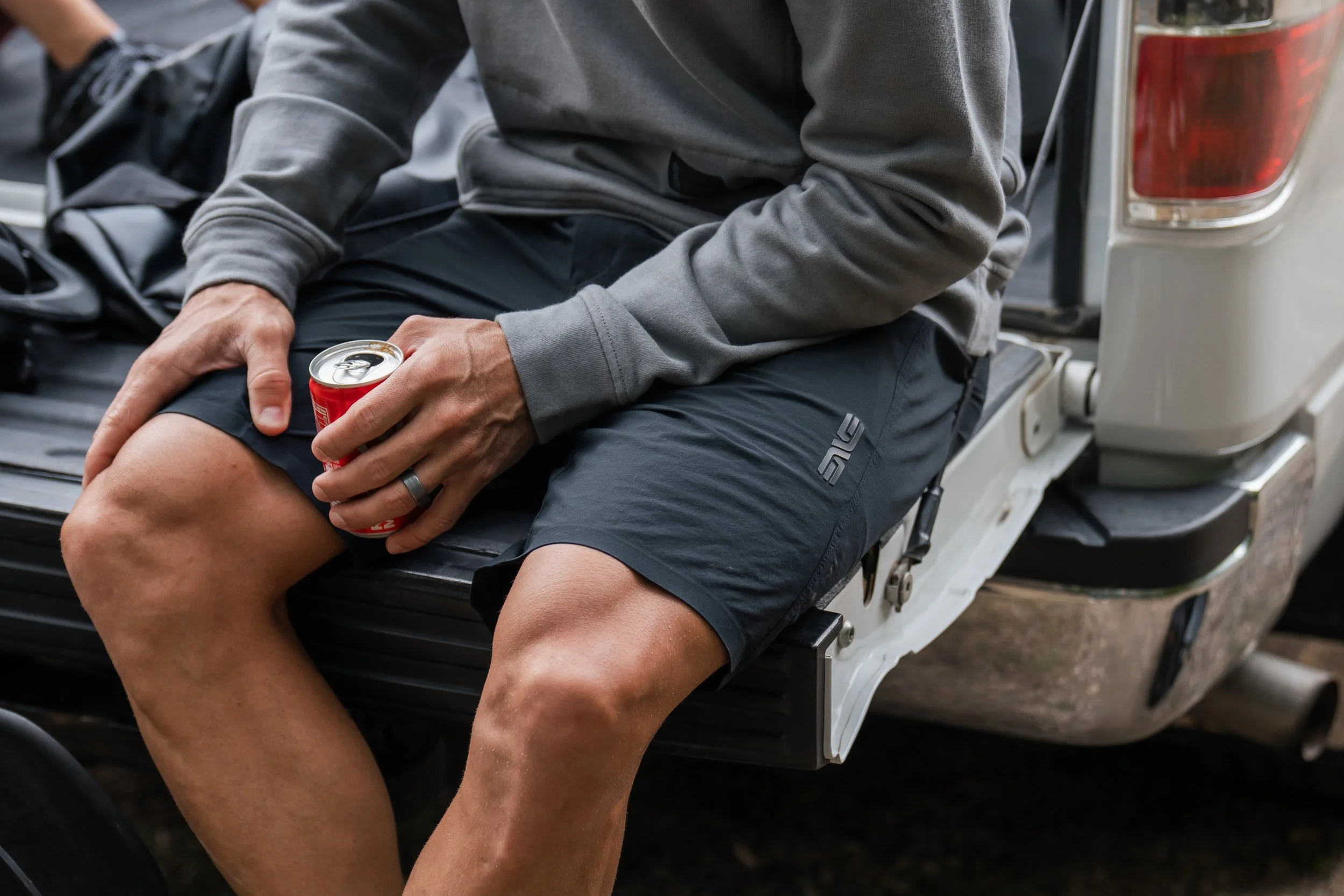 ENVE_Soft_goods_apparel_fw22-26.jpg