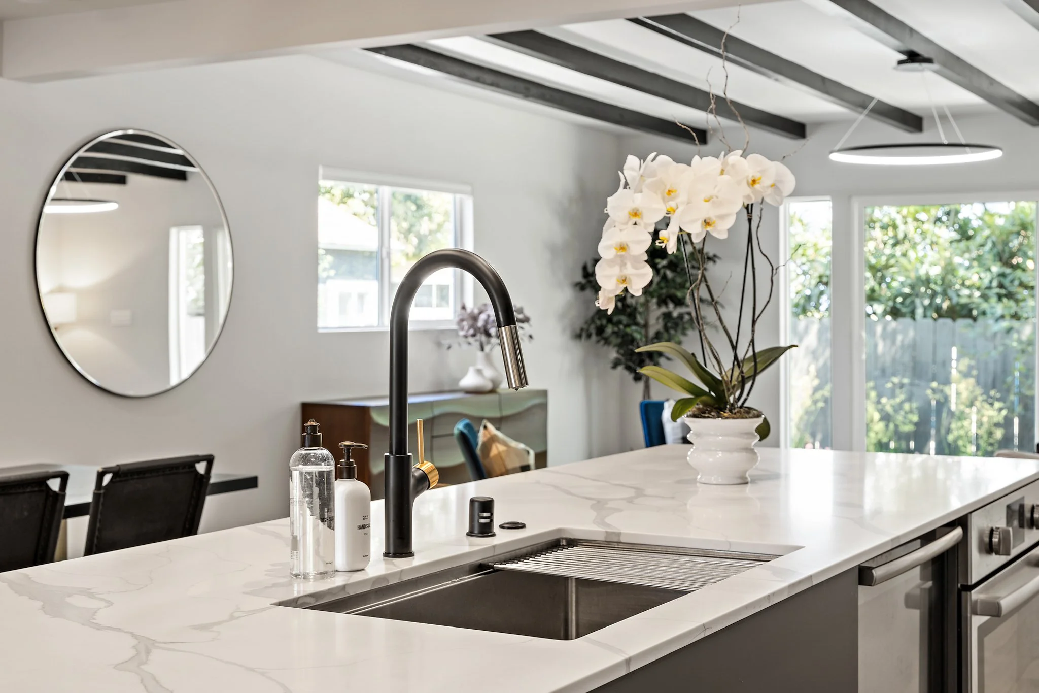 1-6-kitchen.jpg
