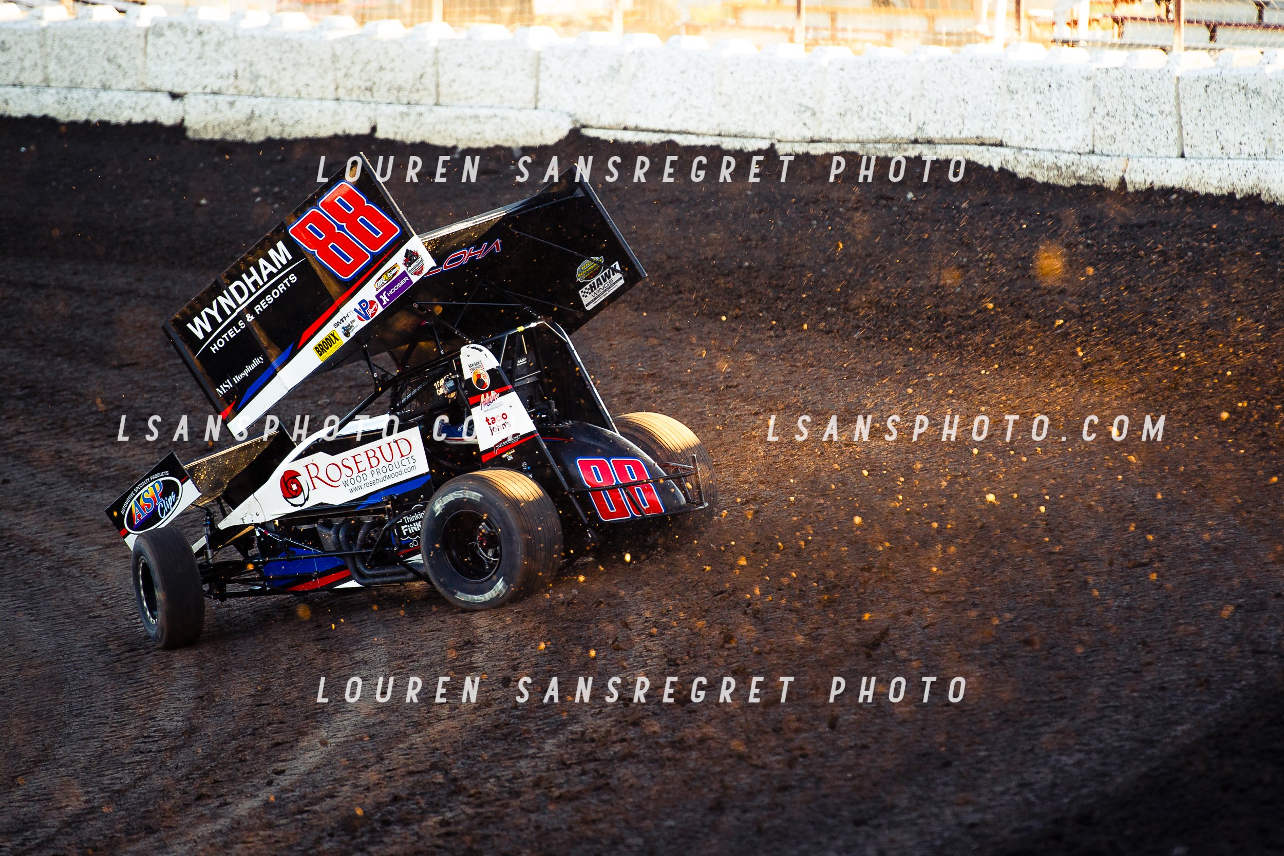 LS3_5573.jpg