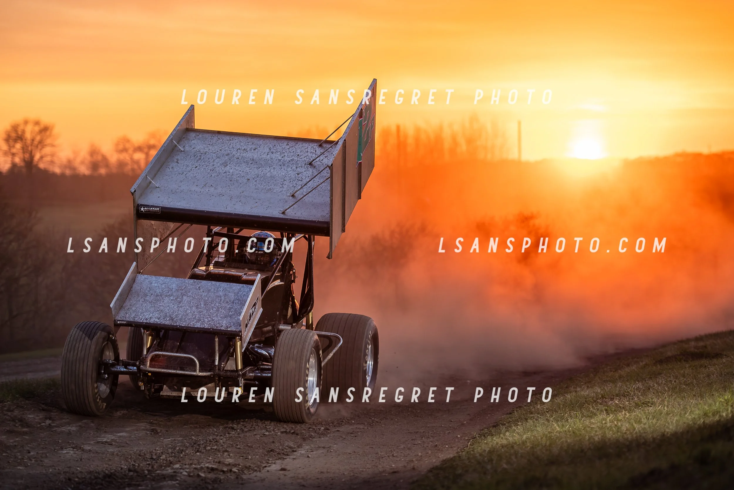 LS3_3242.jpg