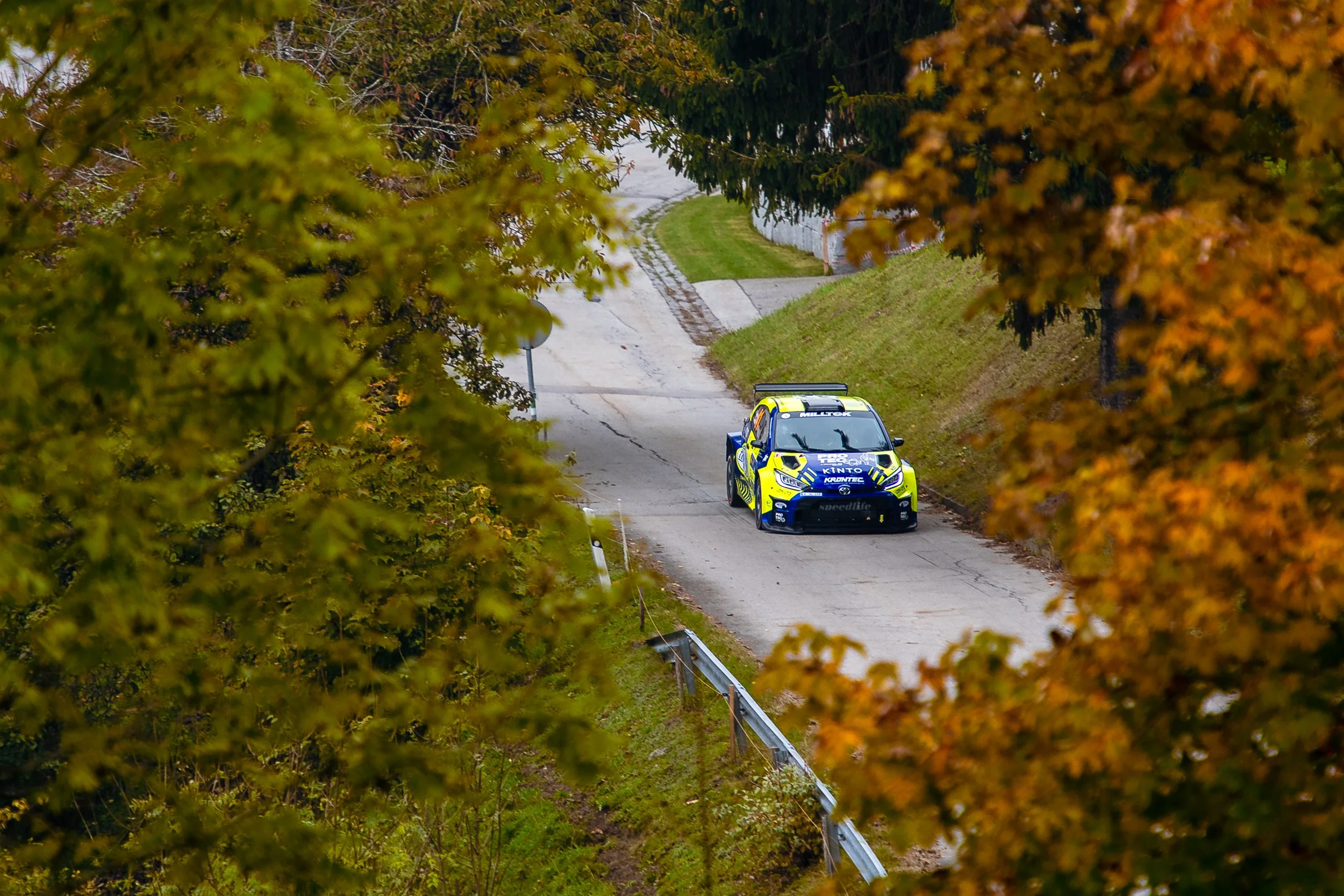 LS4_7215.jpg