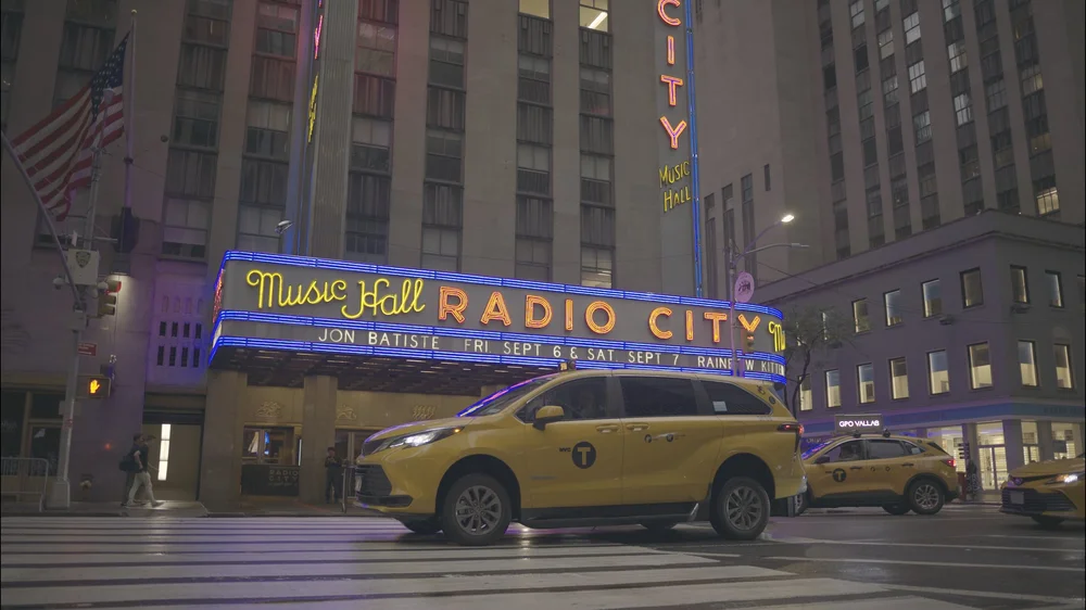 Nikon Z6 III N-Raw N-Log Blue Channel Clipping