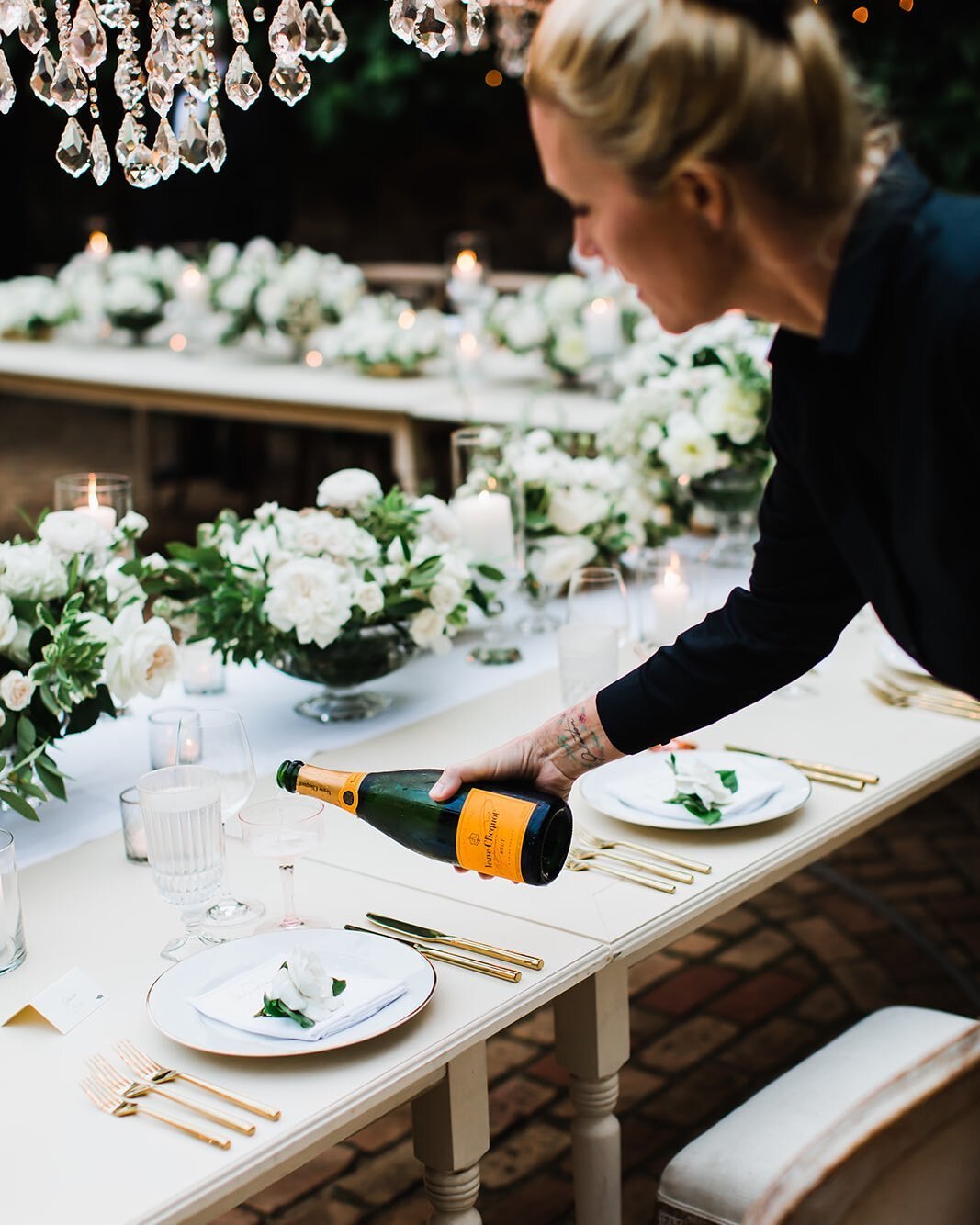 There is only one thing better than a glass of champagne - a bottle. ⁠🥂
⁠⠀
PC: @nvmauimedia⁠⠀
Place Settings: @setmaui⁠⠀
Venue: @haikumill