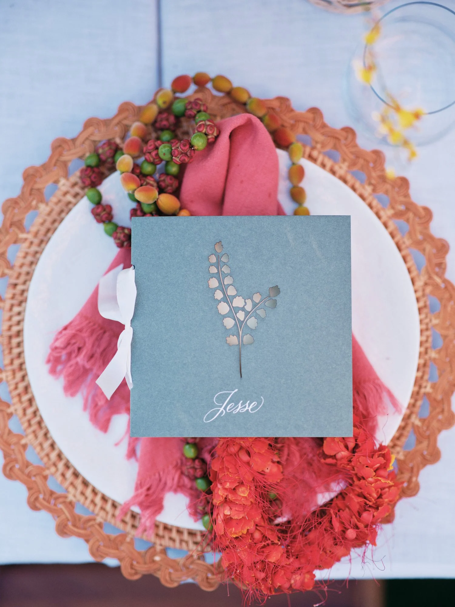 wedding-place-setting-rentals-maui-04.jpg