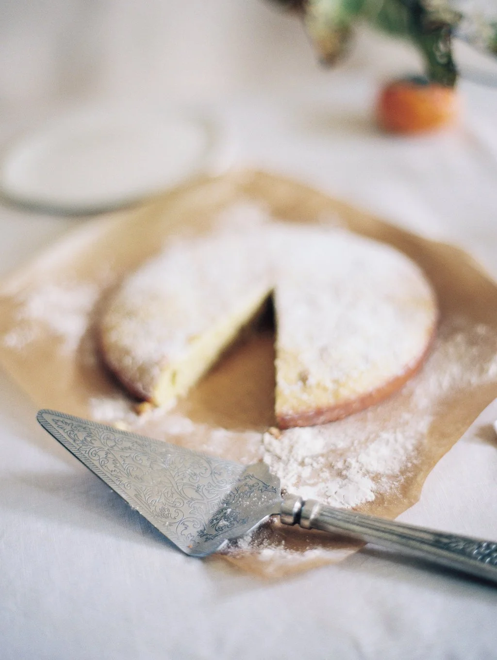 vintage pie server.jpg