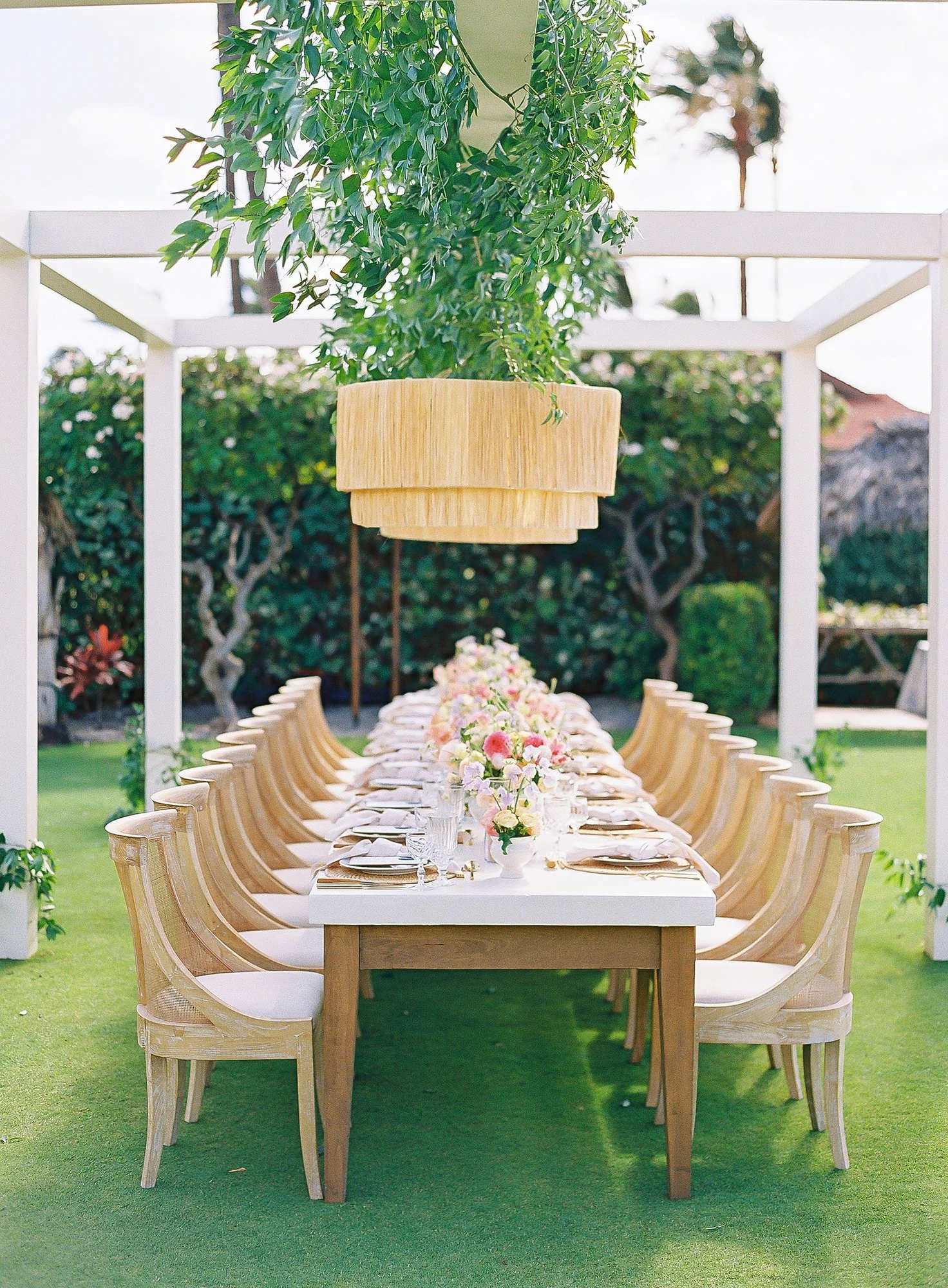wedding-linen-rentals-maui-01.jpg
