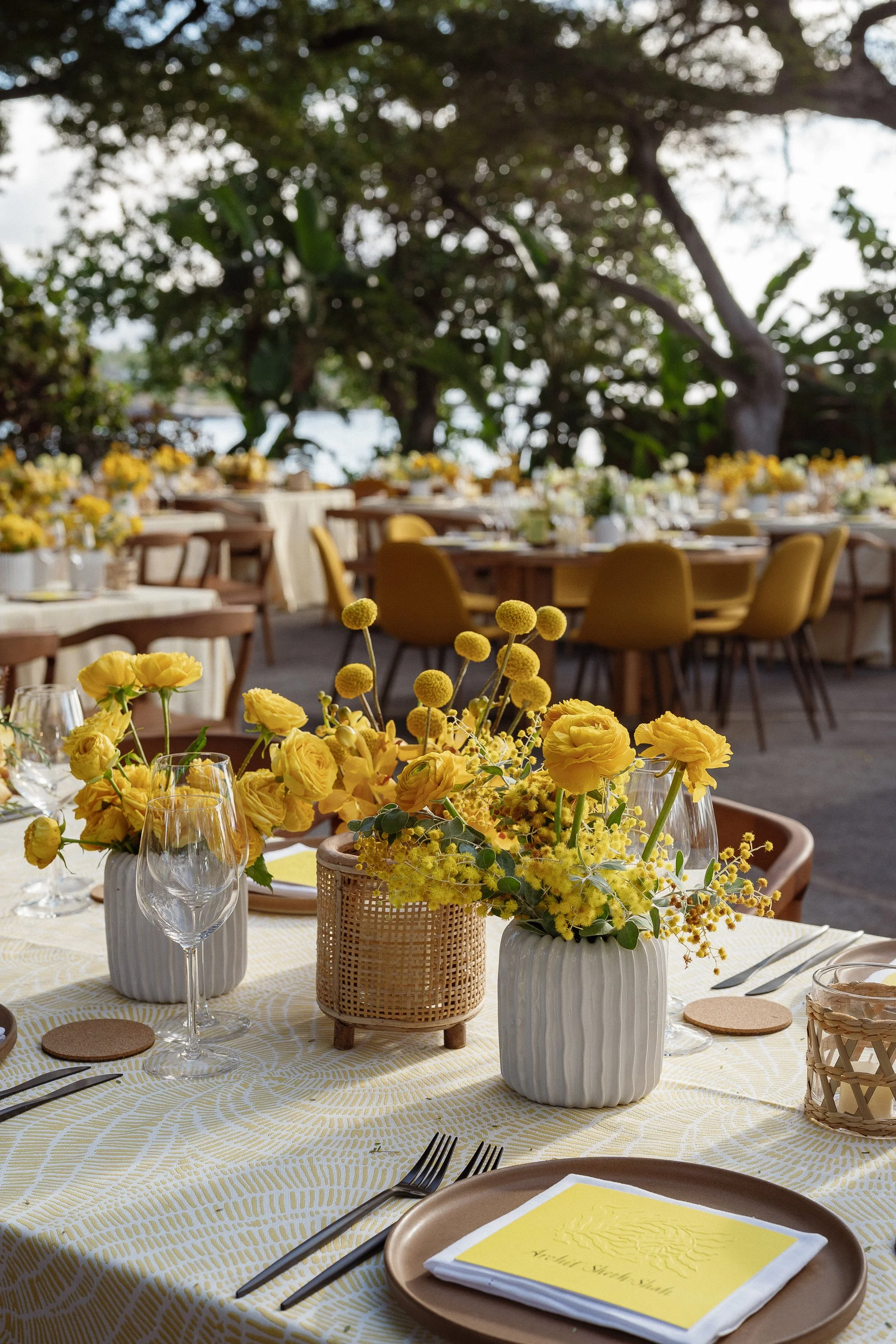 maui-tabeltop-rentals193-Claire&Charlie_Wedding.jpg