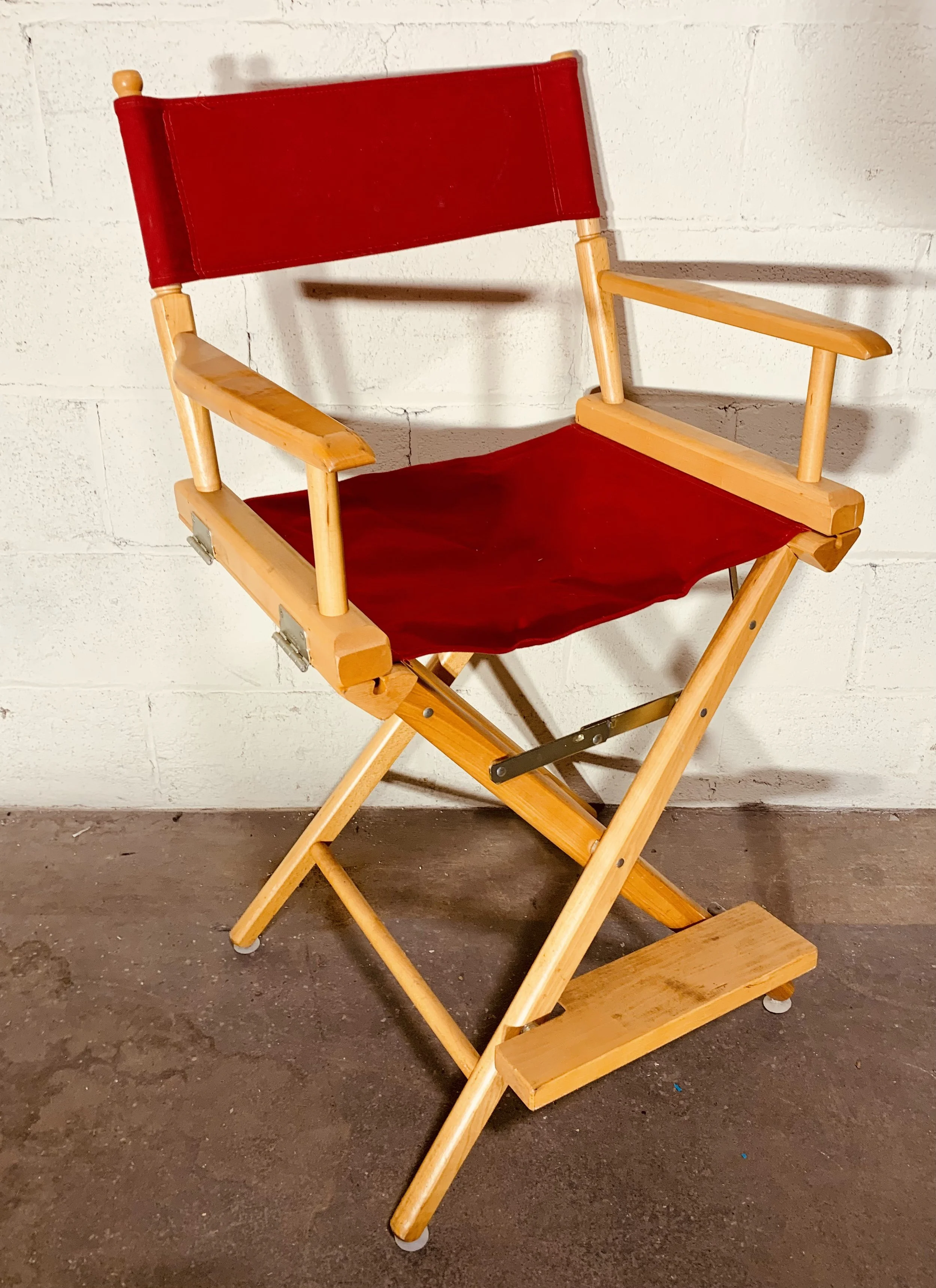 red director chair