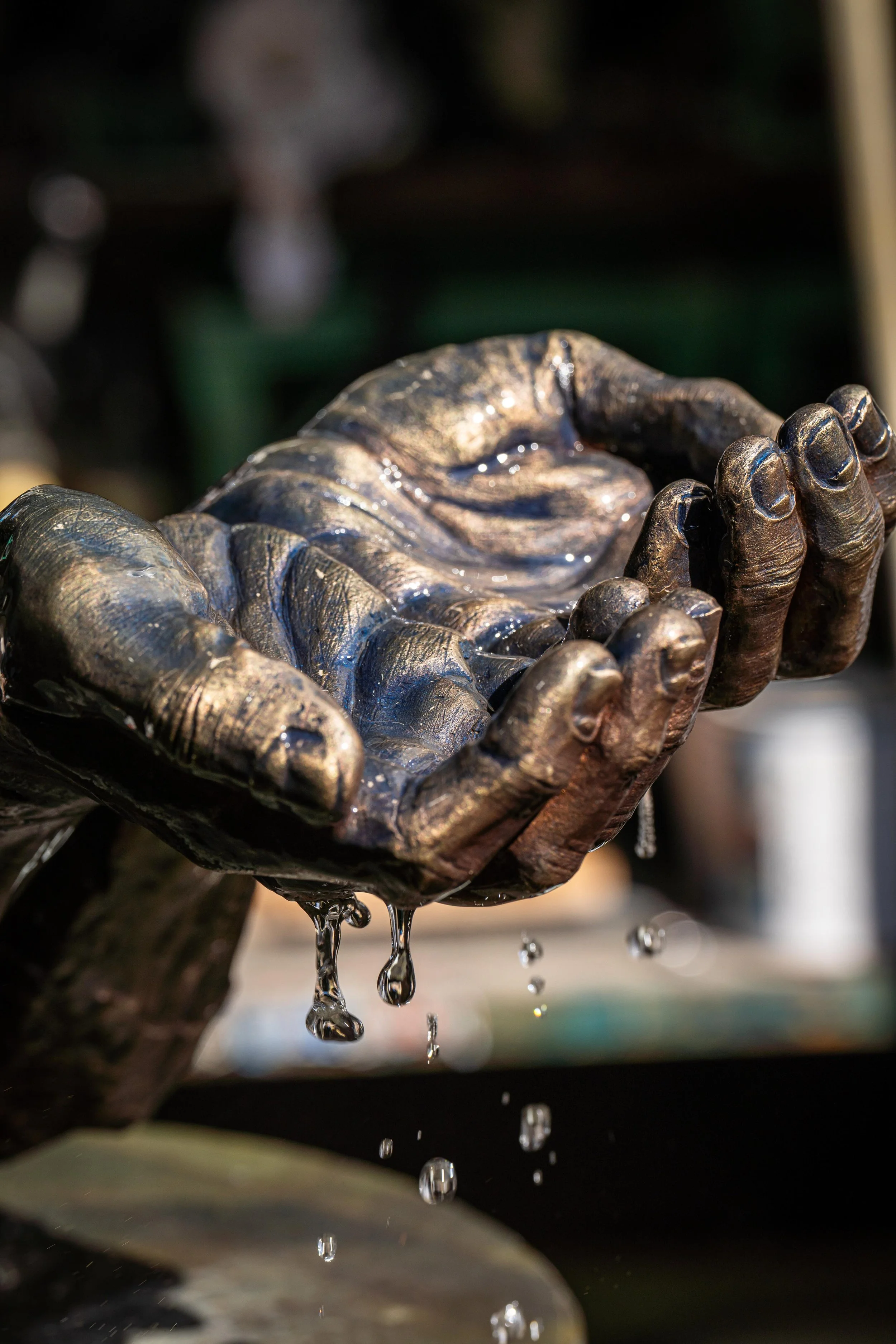 Hugues Schied-  in the paume of your hand