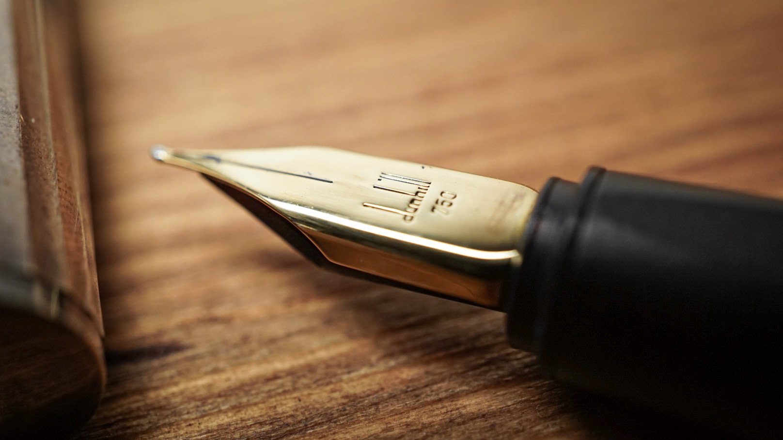 a Dunhill or a Montblanc? You decide. | Dunhill Gemline Fountain Pen Review