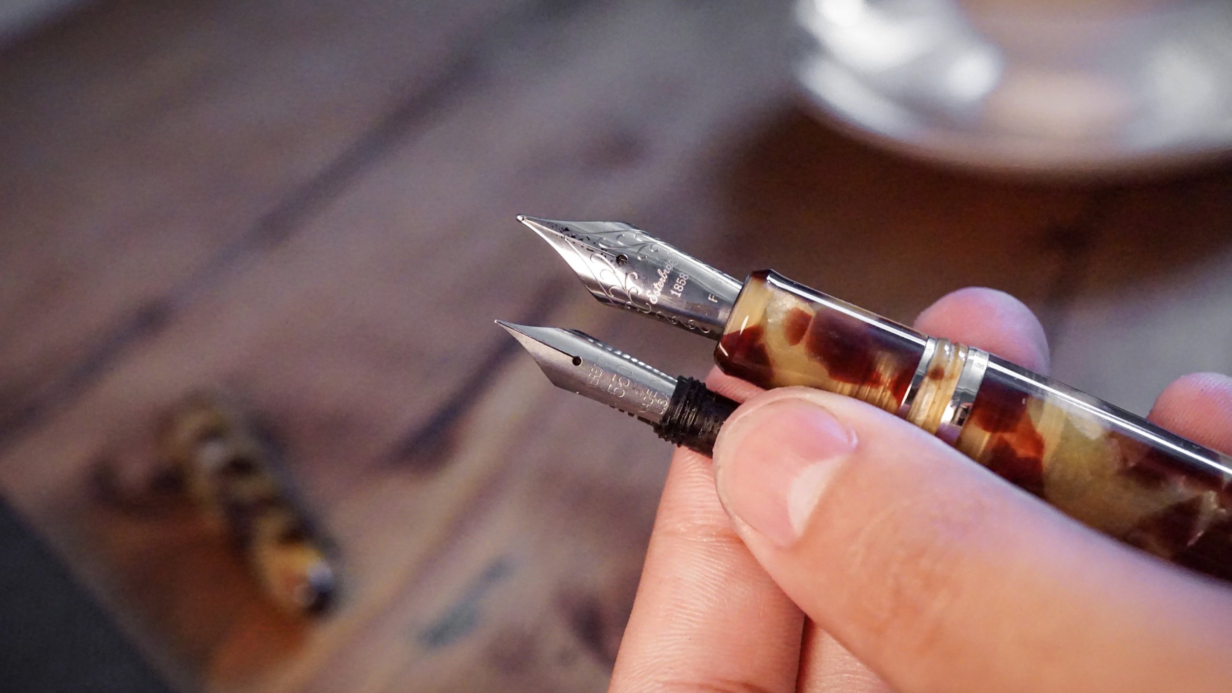 a modern solution for the vintage enthusiasts | Esterbrook Estie Fountain Pen & Modern-to-Vintage Adaptor Review