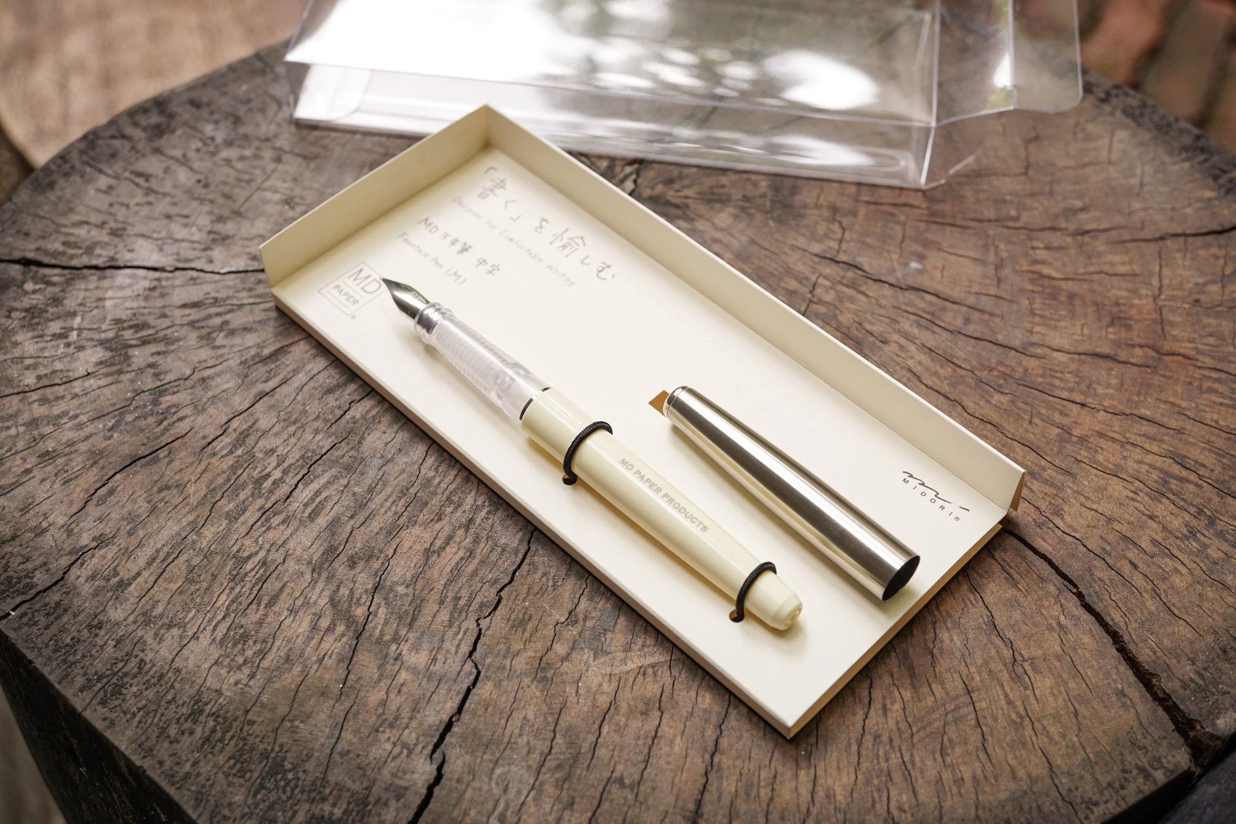 The minimalistic look, but not quite… | MD Midori Fountain Pen Review