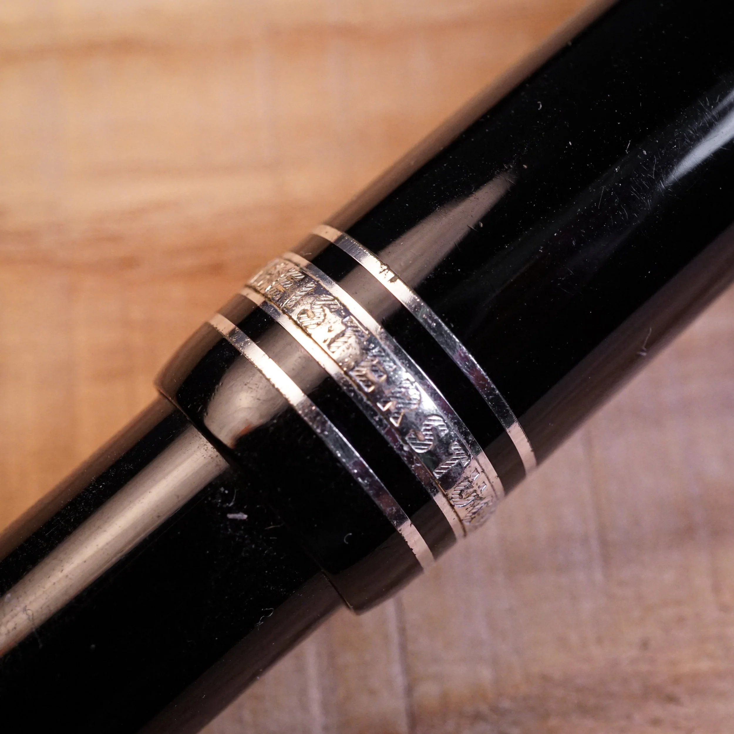 capbands of the 161 ballpoint: in this photo the Meisterstuck typeface is a lot clearer with diagonal lines across the letters