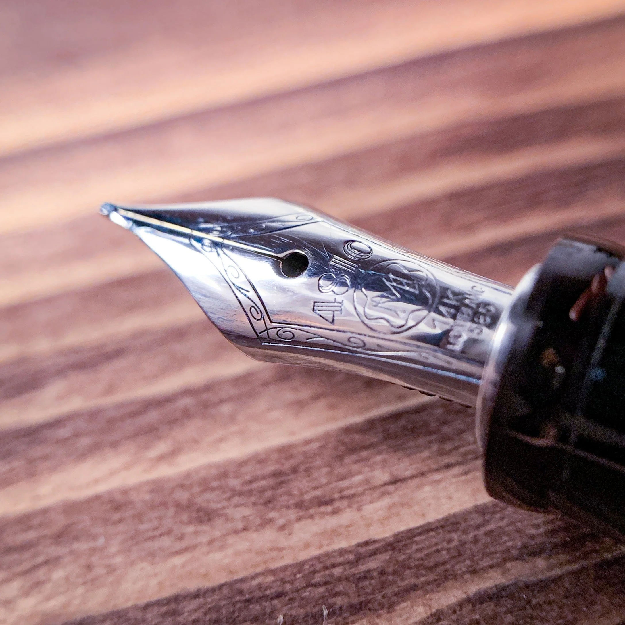from the archive: a 144 nib from my old pal Boheme Noir, comes with a retractable nib unit and a truly fine tuned tipping