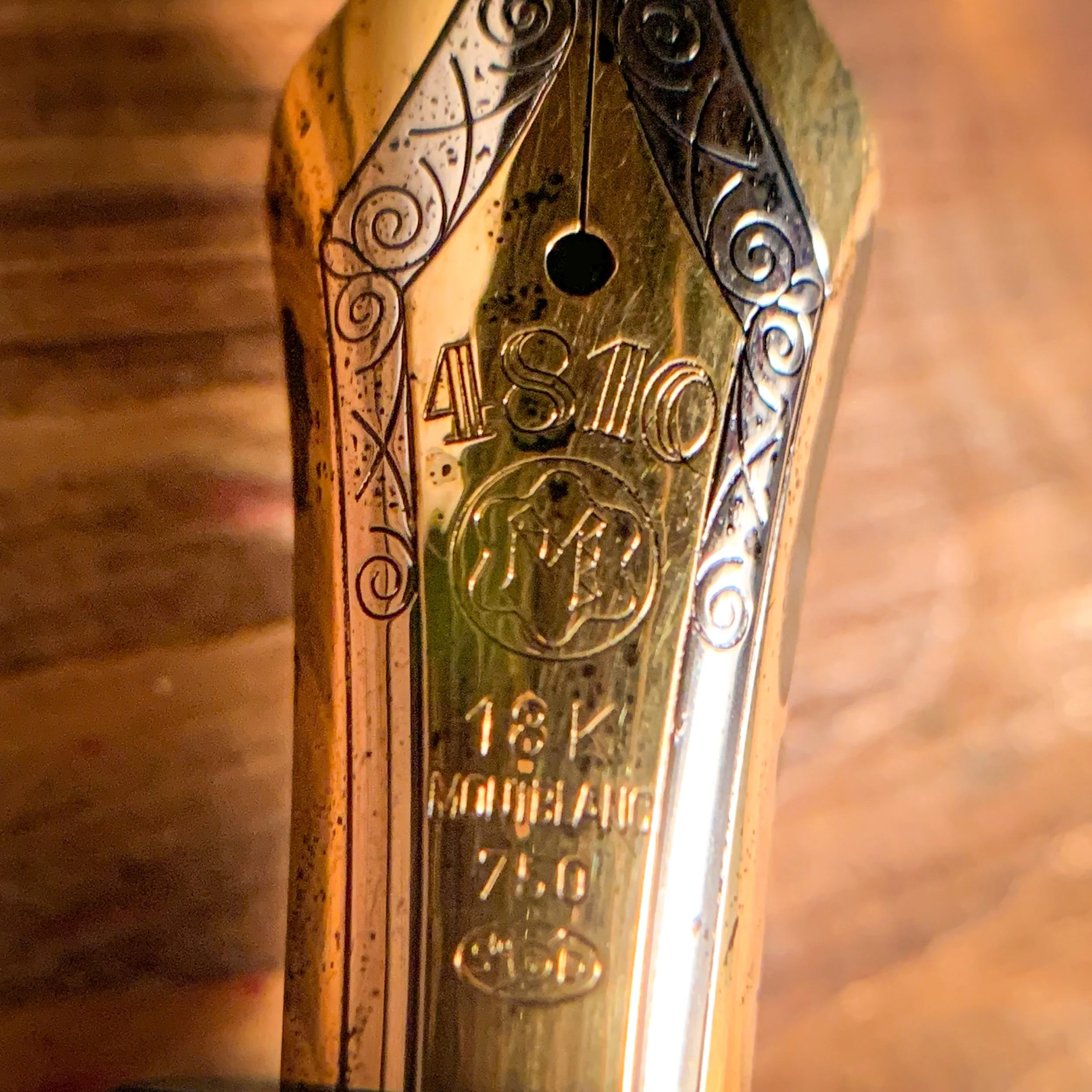 from the archive: nib design of a 90s tri-tone 149