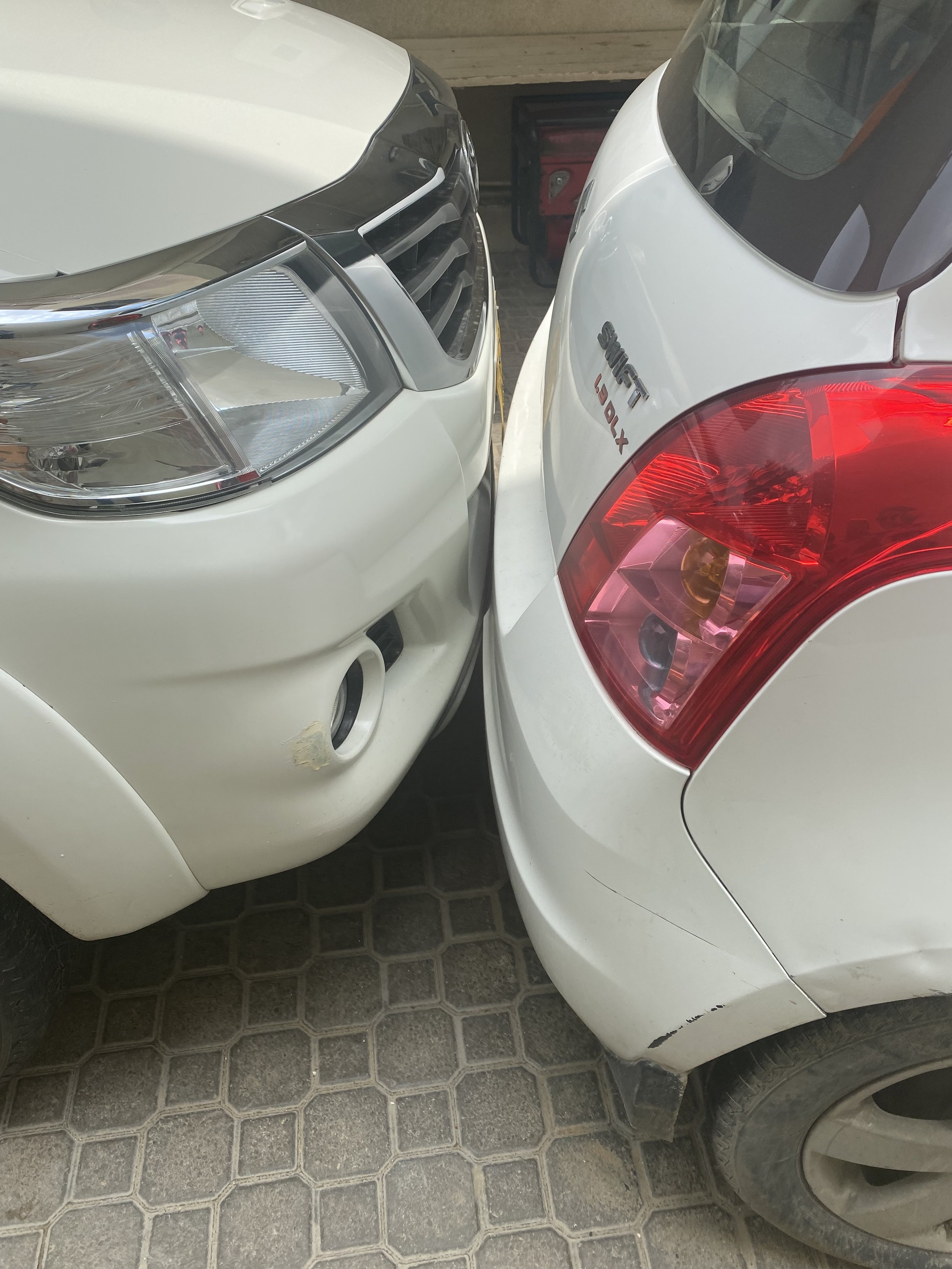 Expert parking in Karachi