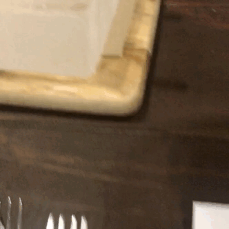 162197077239_1.gif