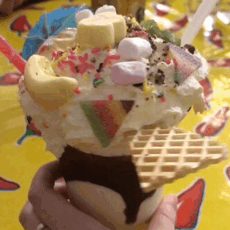154143435418_0.gif
