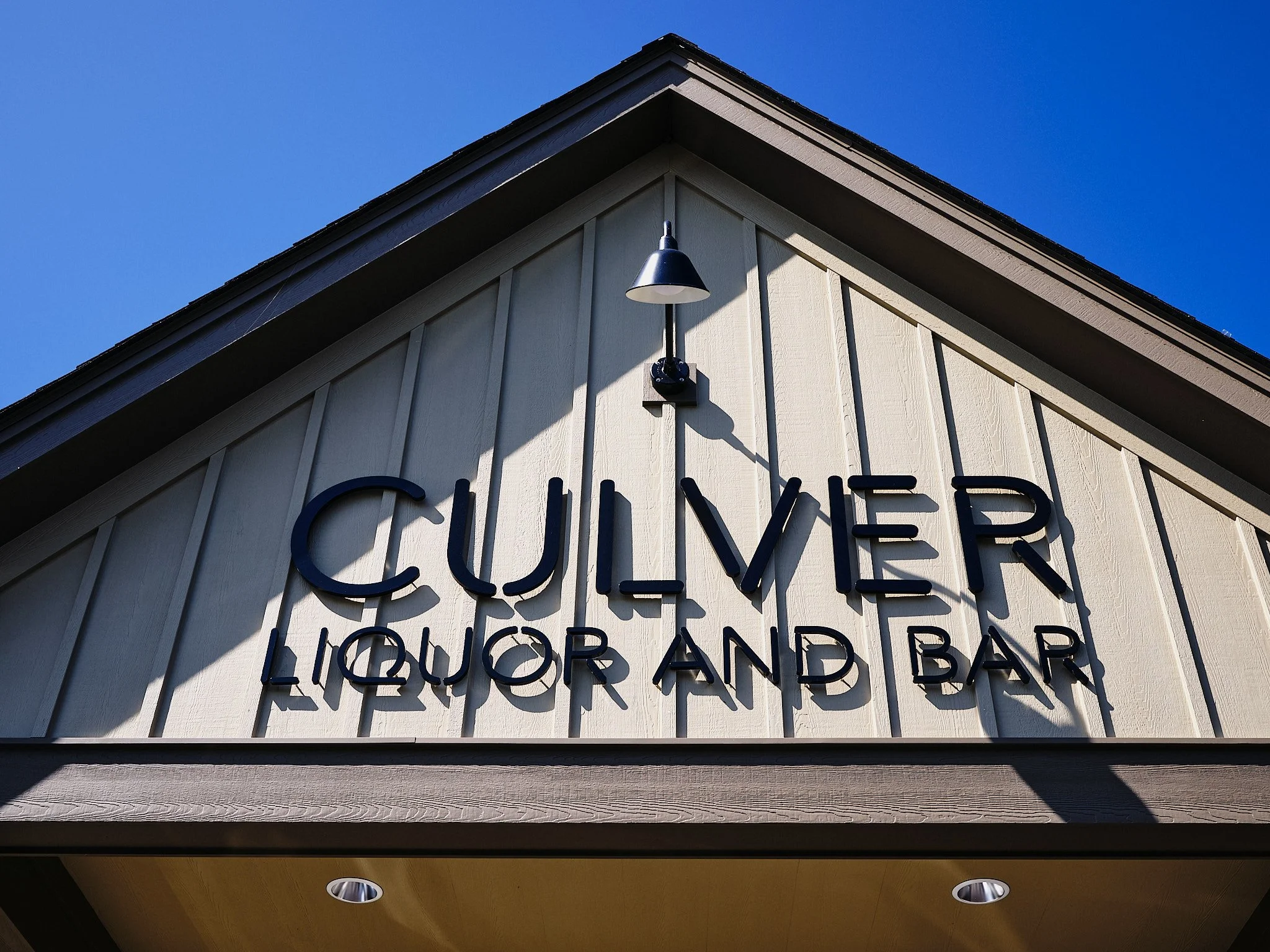 💥Culver Bar is closing at 4 pm today for a private event.
💥Culver Liquor will be open until 5 pm. 

⏰Business Hours: 
Sunday 9 am to 5 pm
Monday to Wednesday 9 am to 8 pm
Thursday to Saturday 9 am to 10 pm 

🍺Culver Bar opens when a bartender arri