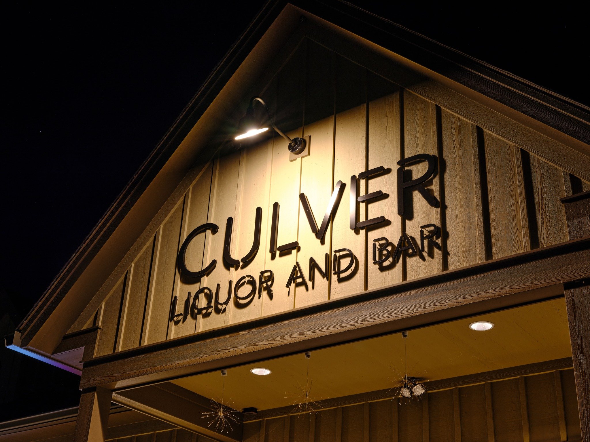 💥Culver Bar will close at 6 pm tonight for a private event in the barroom. 🥳

🛒Culver Liquor is open normal business hours. 

🍻If you are interested in using the space for an event, please ask staff for more information!

⏰Business Hours: 
Sunday