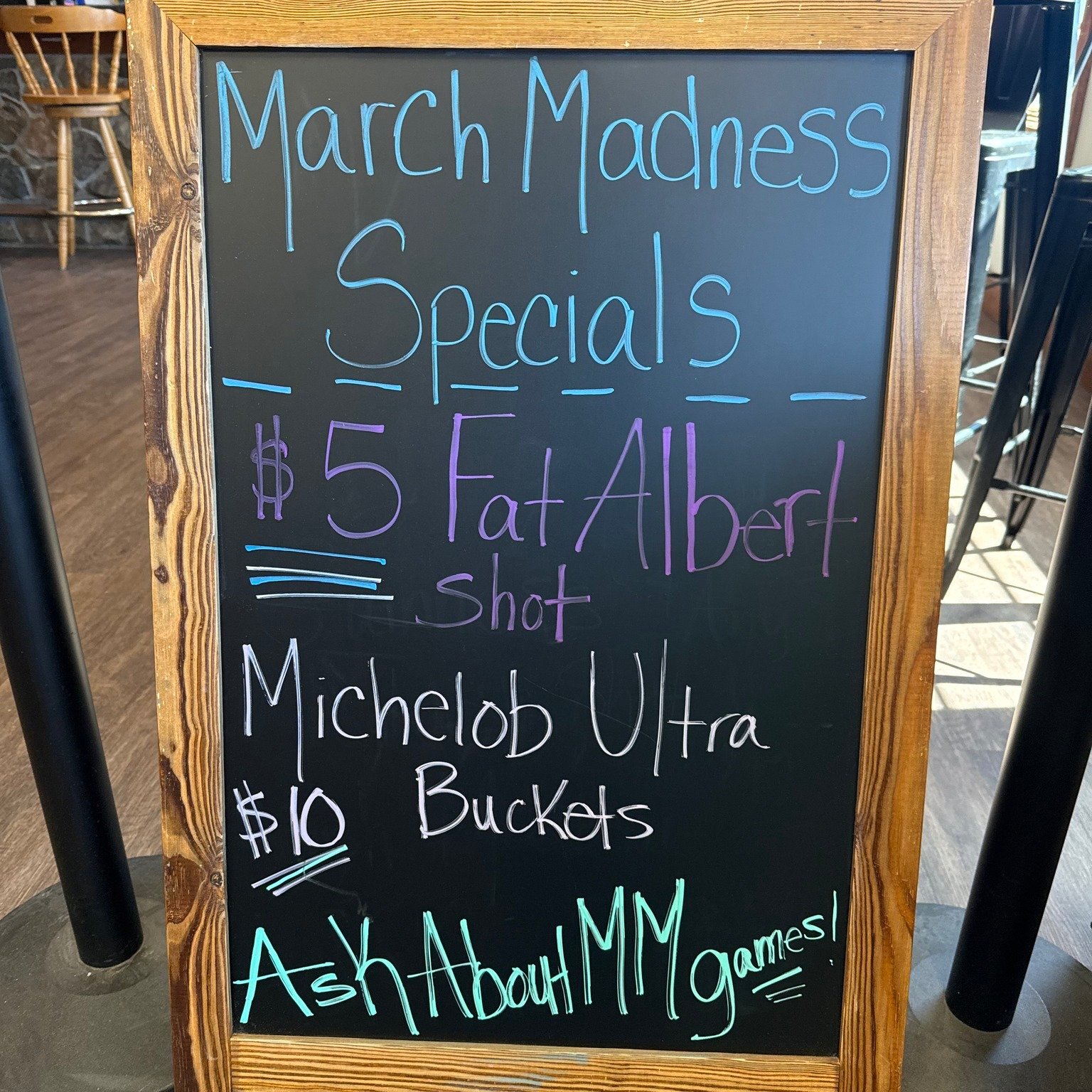 😎Happy Friday!✨

🍻Check out Culver Bar Specials🥃

⏰Business Hours: 
Sunday 9 am to 5 pm
Monday to Wednesday 9 am to 8 pm
Thursday to Saturday 9 am to 10 pm 

🍺Culver Bar opens when a bartender arrives: 
12 pm Monday to Thursday
9 am Friday to Sun