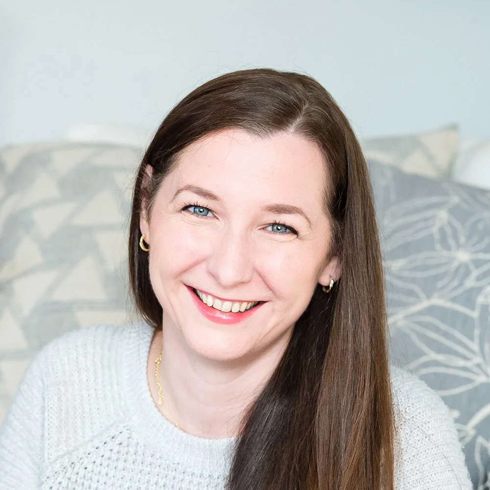 Kristen VanderHoek headshot
