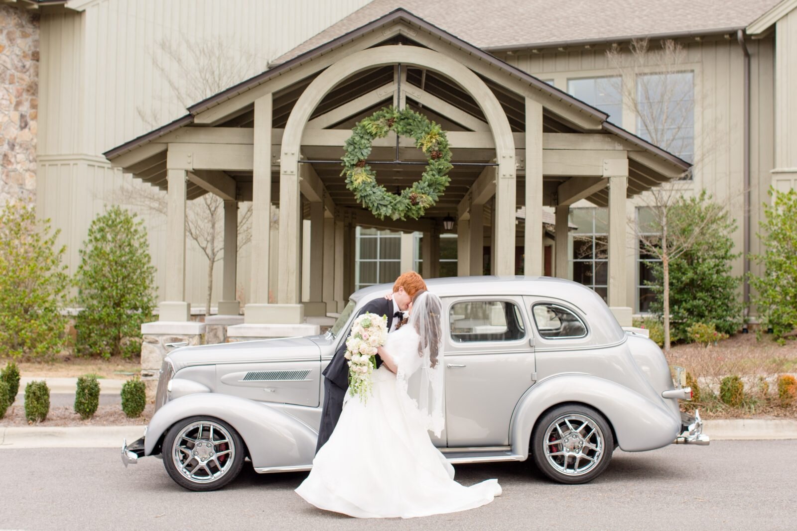 Meet-the-Elams-Birmingham-Alabama-Wedding-Photographers-Katie-And-Alec-41-1600x1067.jpg