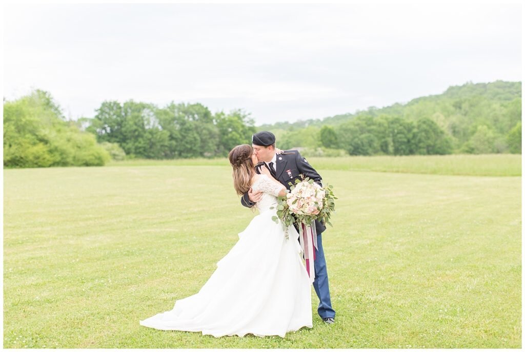 A-Mathews-Manor-Wedding-Katie-Alec-Best-Birmingham-Alabama-Wedding-Photographers-46-1024x687.jpg