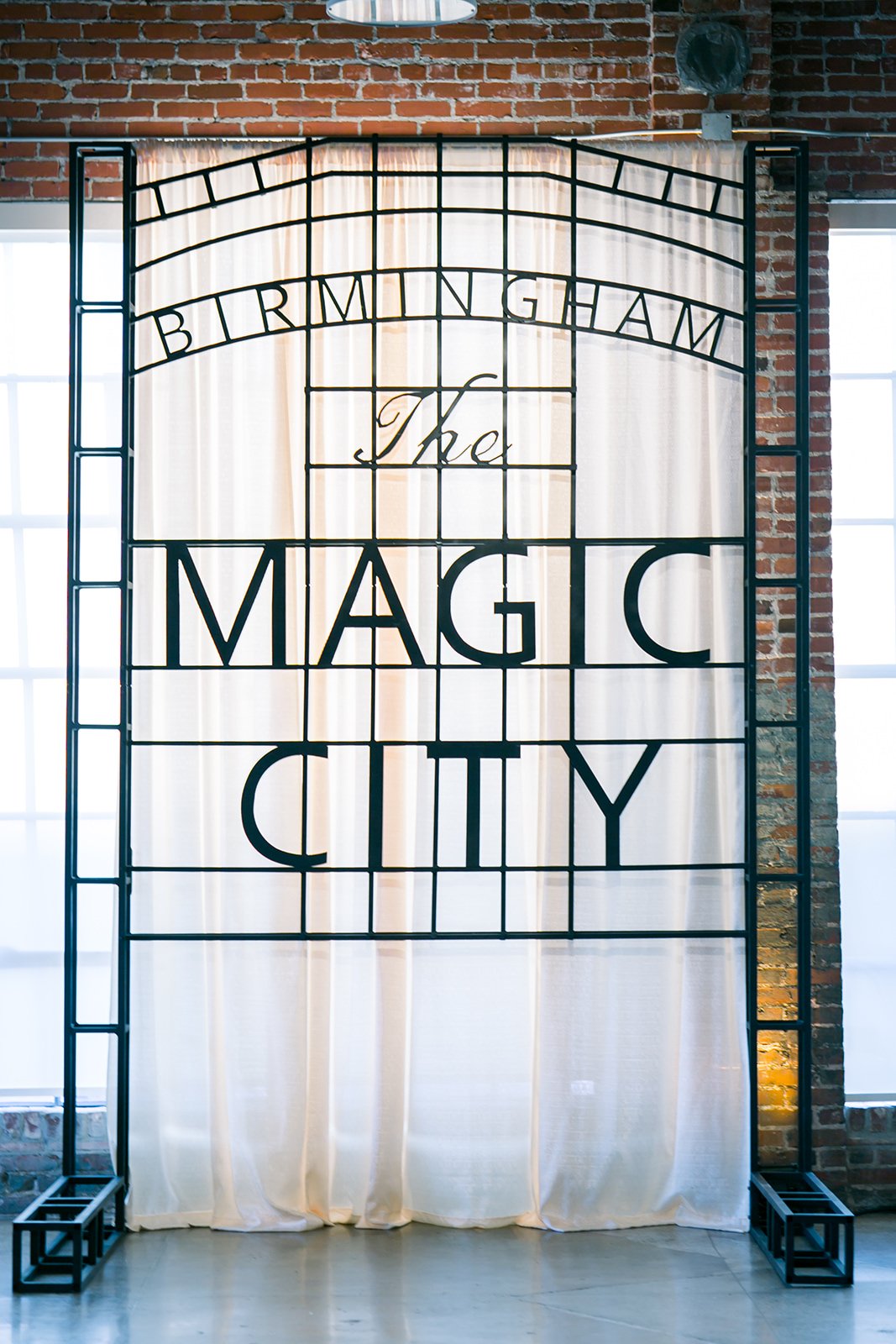 Magic City Sign_1.jpg