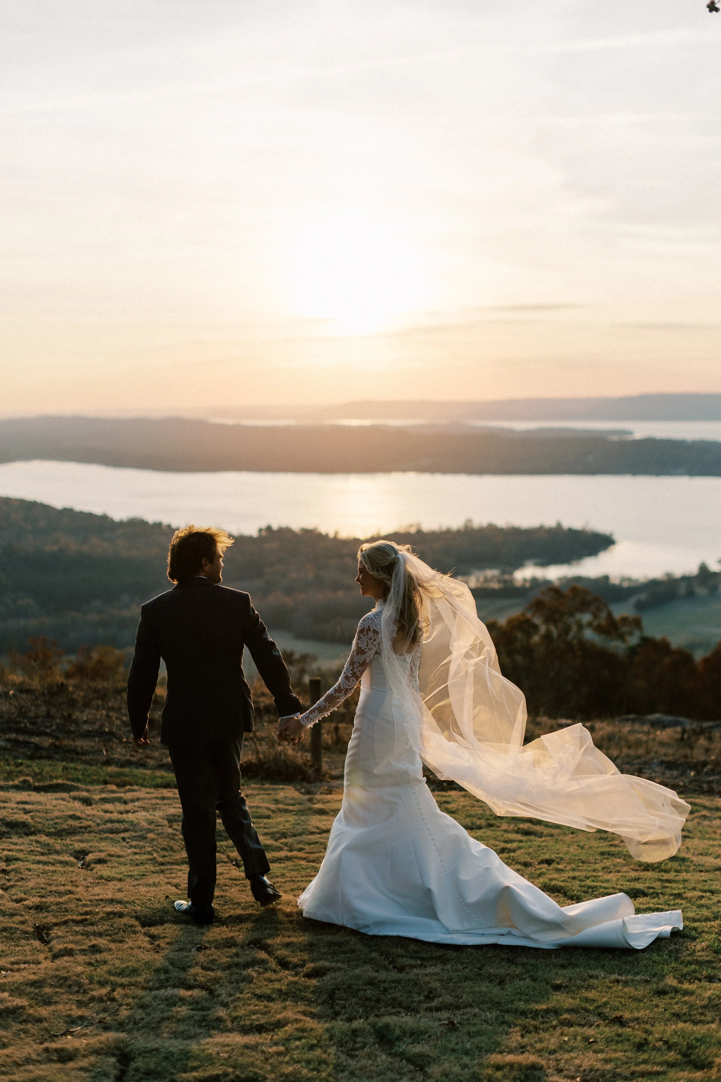 14_Couple At Sunset_1284.jpg