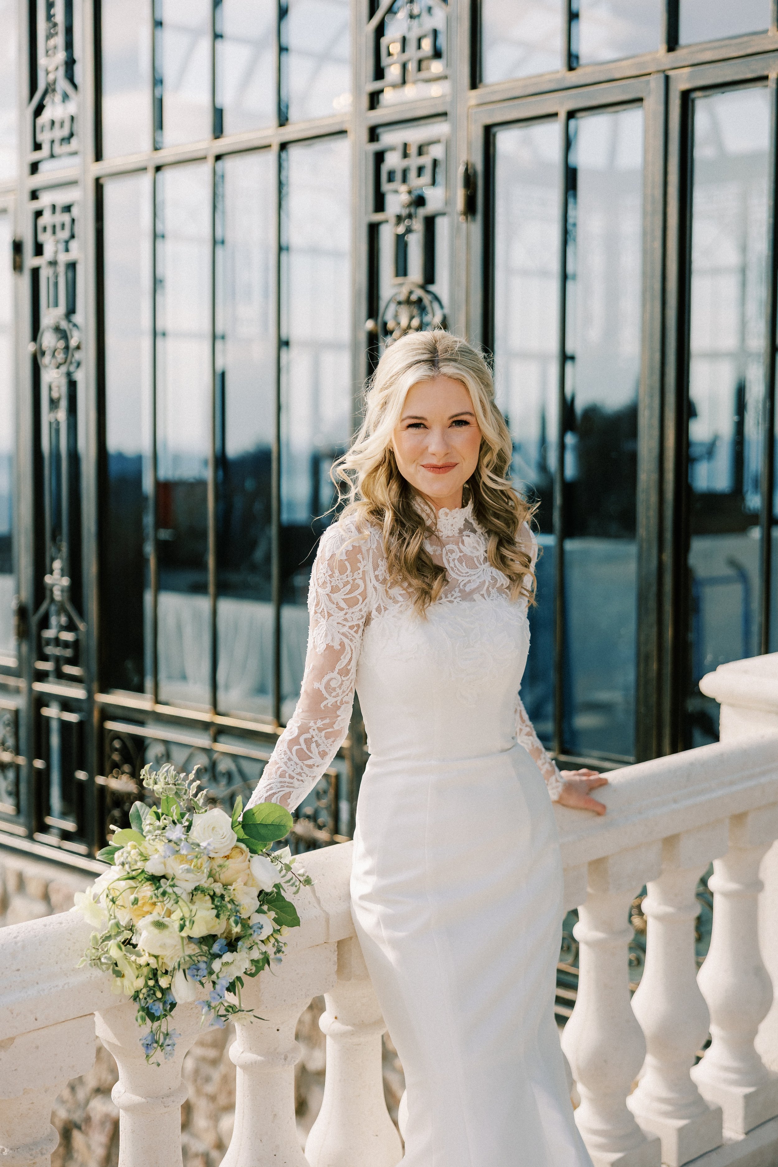 07_Bride Portraits_0433.jpg