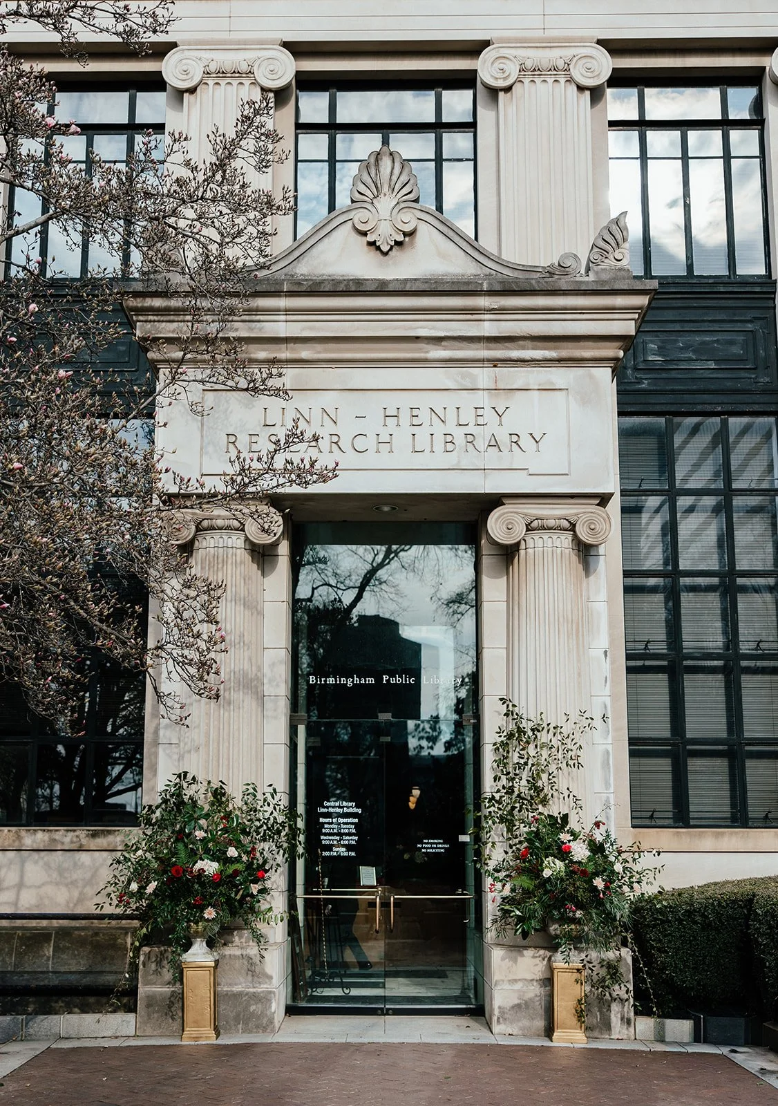 A+J_BirminghamAL_Library_wedding_alyssarosephotography3578.jpg
