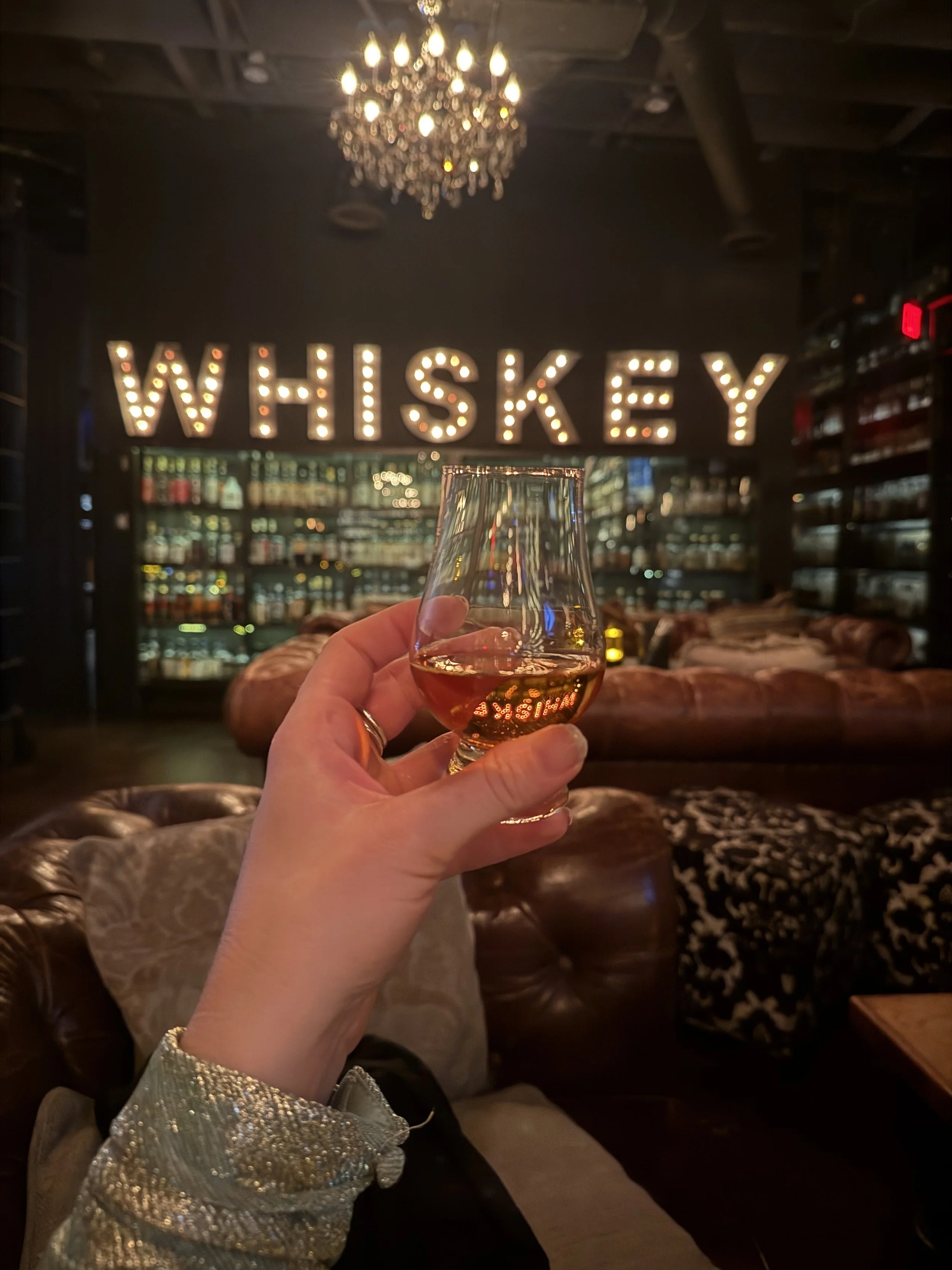 Top 4 Bars and Restaurants to Visit in San Diego's Gaslamp Quarter