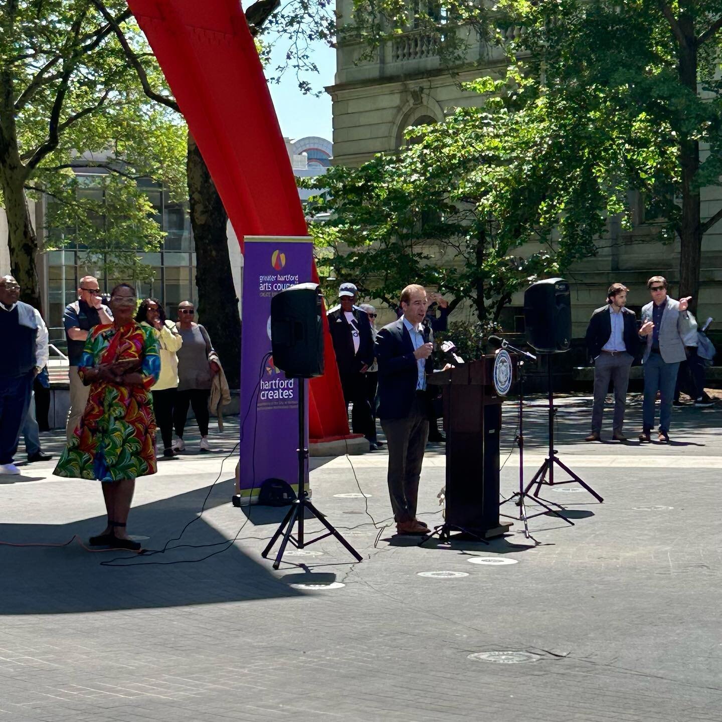 Mayor Bronin and Greater Hartford Arts Council launched the second year of the Hartford Creates Initiative, designed to bolster and support public arts, performing, and visual arts throughout the summer and fall. We will be joined by artists, creativ