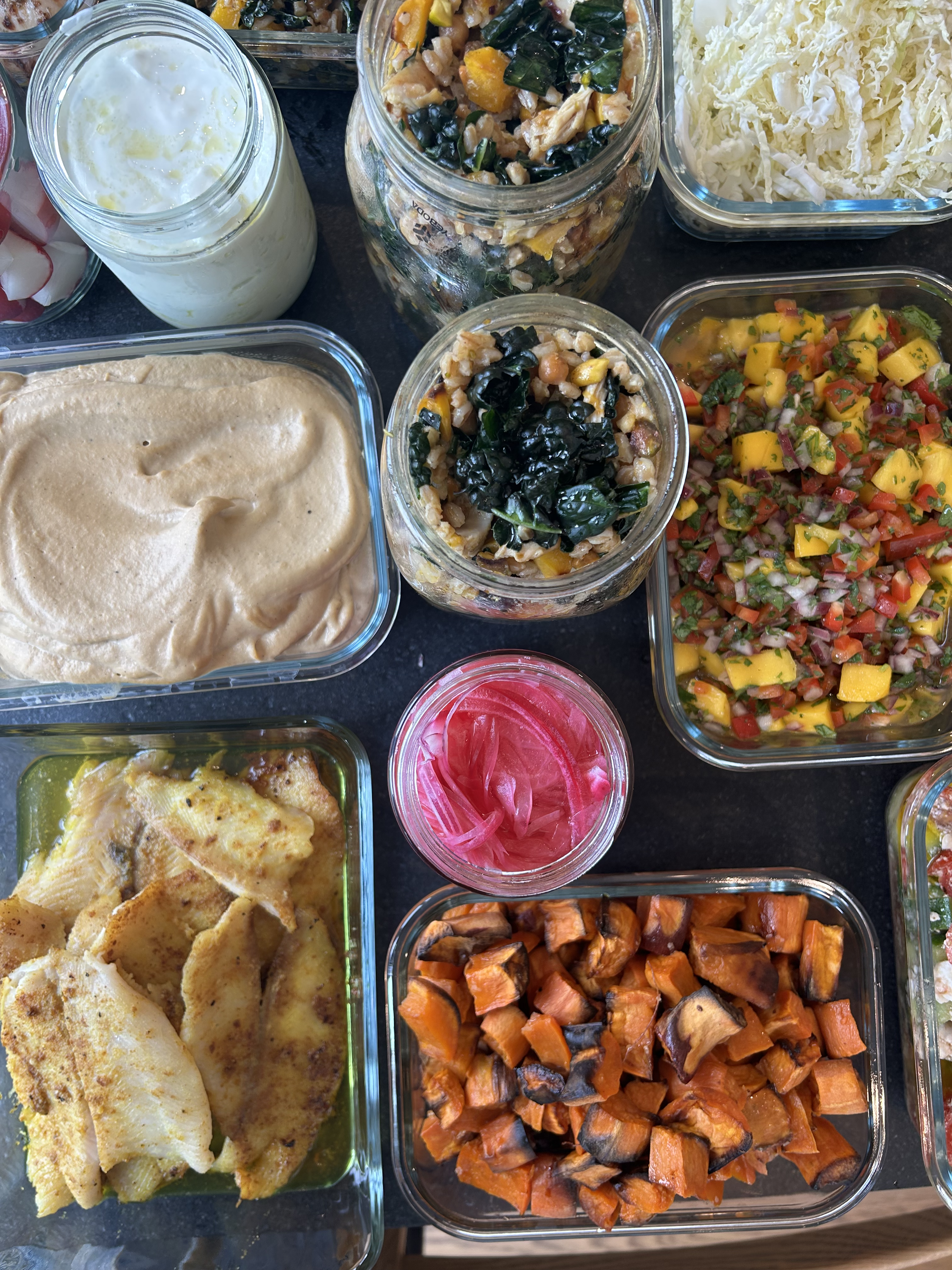 Meal Prep vs. Personal Chef: What’s the Difference (and Which Is Right for You?)