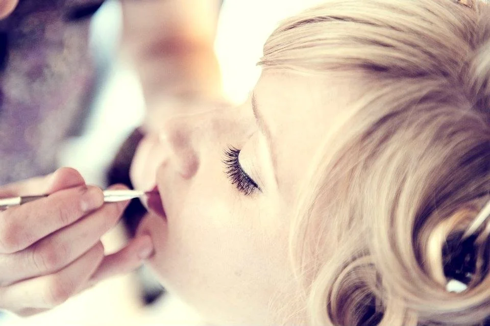 Glamorous but natural minimal makeup, weddings events and red carpet makeup