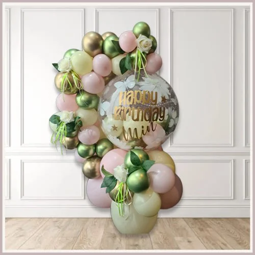 Balloon Hug