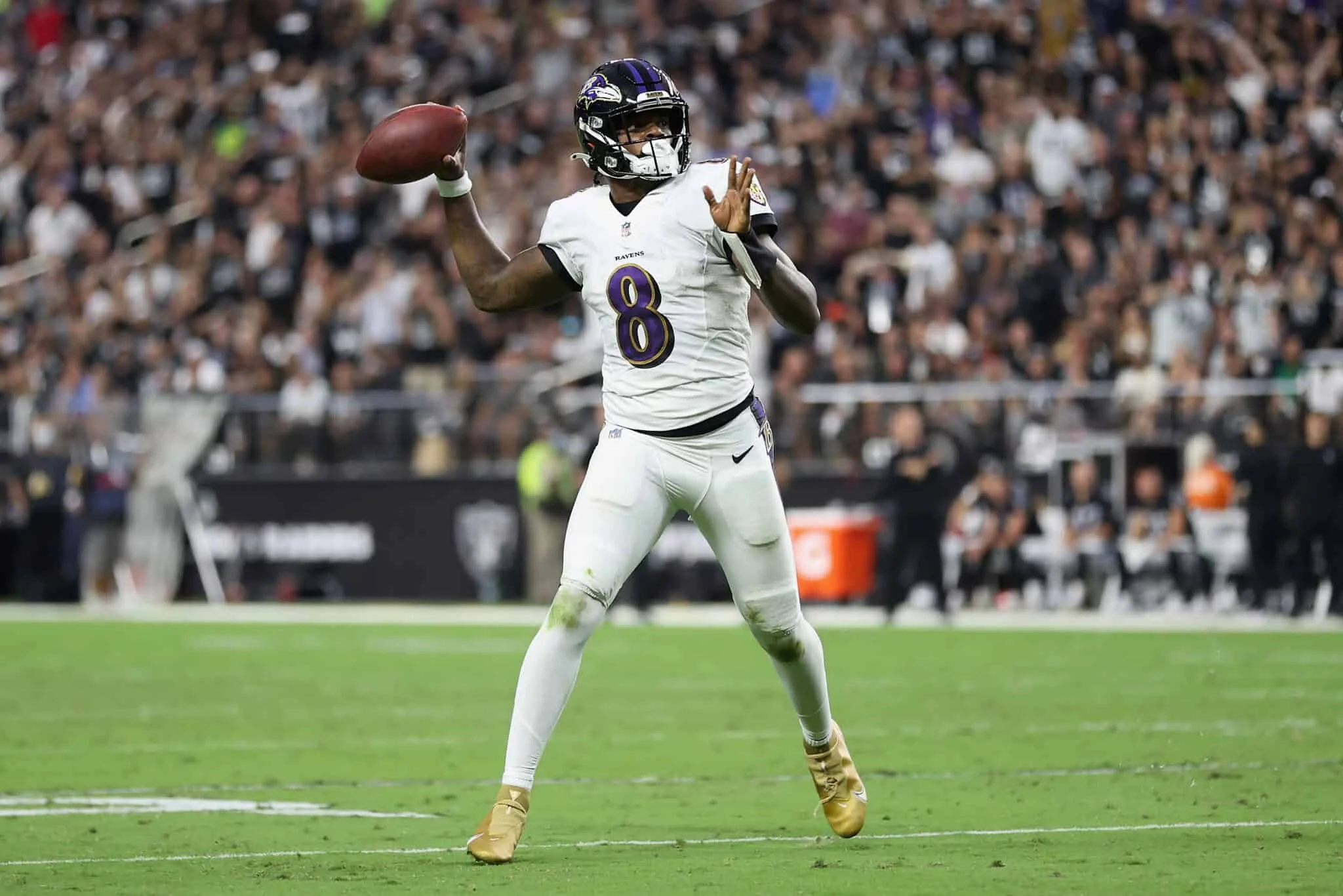 Lamar Jackson - Getty_Christian Petersen.jpg