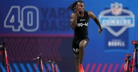 Xavier Worthy 40.jpeg