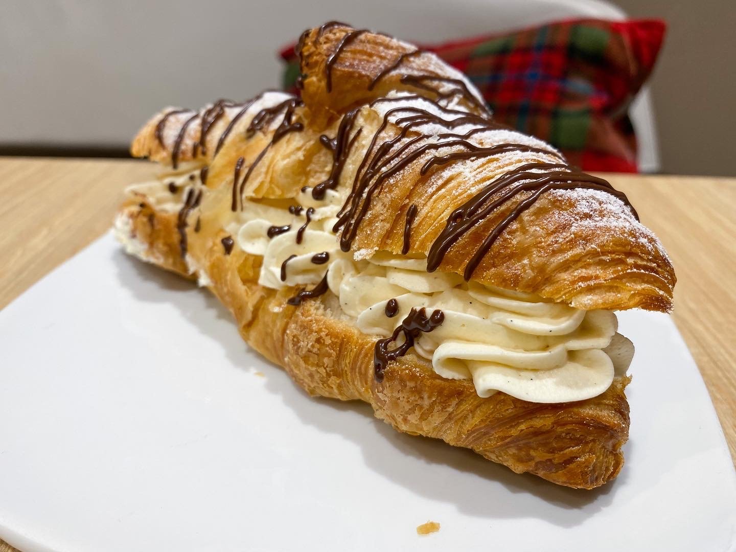 Gelato &amp; Co. - Chantilly Croissant