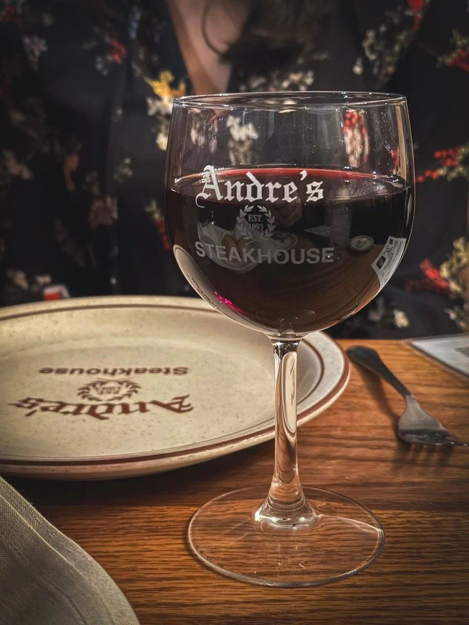 Andre's - 7 Large.jpeg