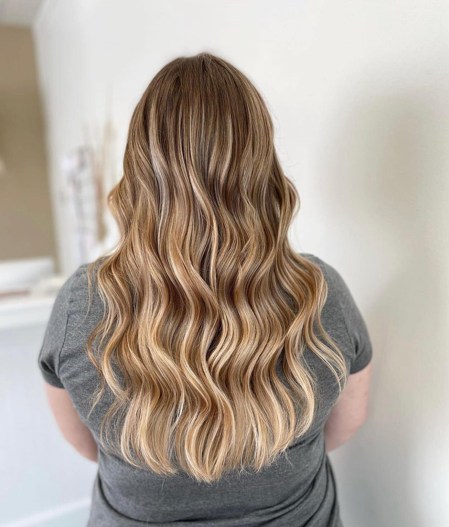 Some beautiful blonding by Baylee! ❤️