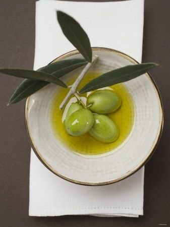 067_curated by Julie de la Playa.jpg