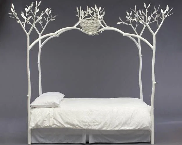 134_The Best Designer Beds for a Luxurious B.jpg