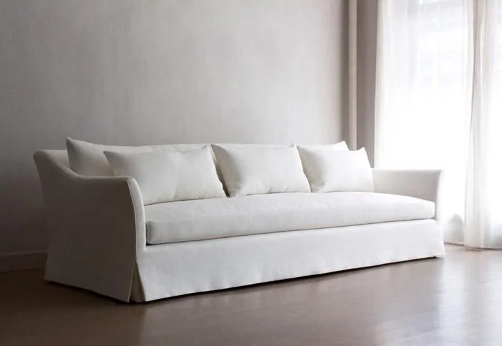 022_sofa.jpg