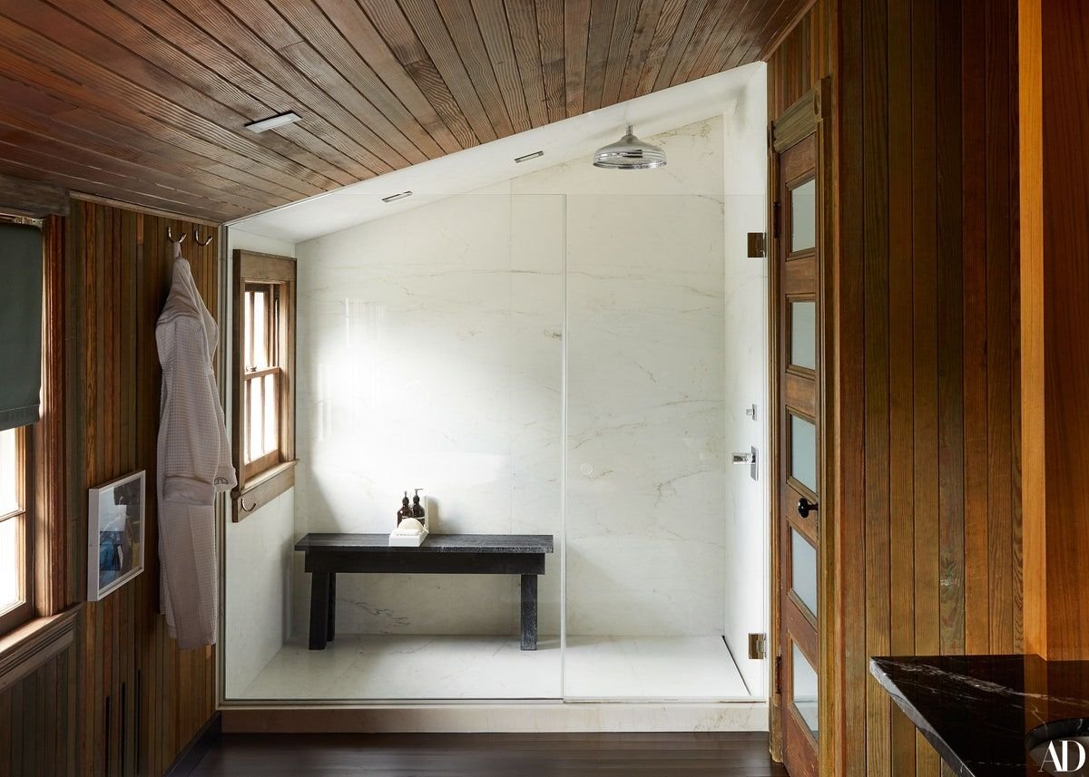 087_An Understated Beach House That Artfully.jpg