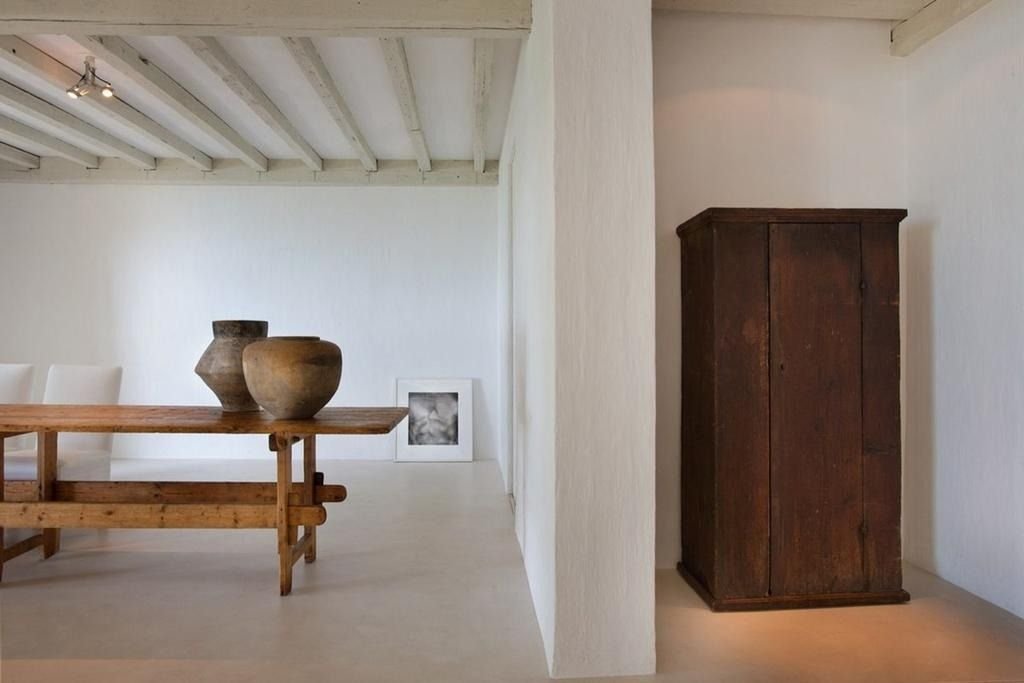 145_Calvin Klein's Axel Vervoordt designed h.jpg